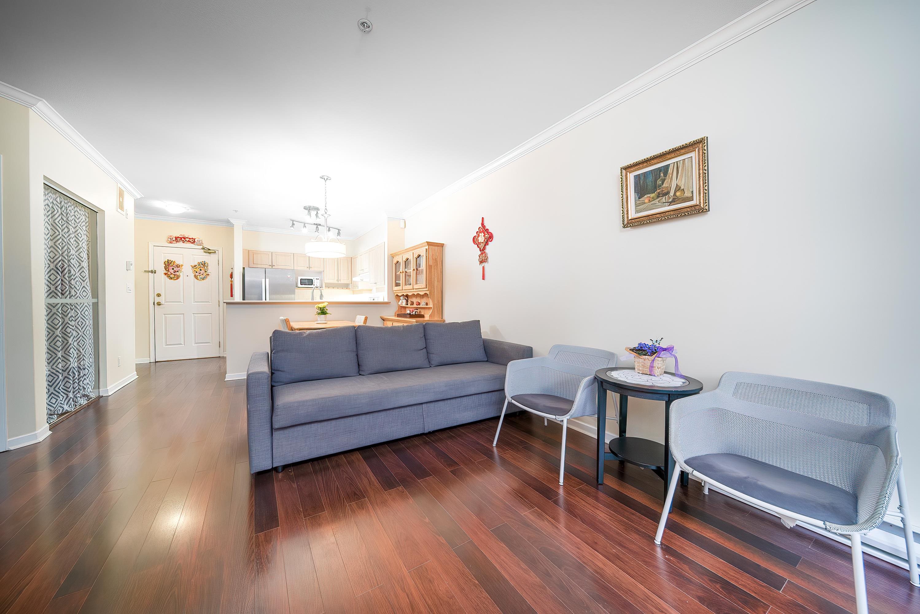 Listing image of 210 3629 DEERCREST DRIVE