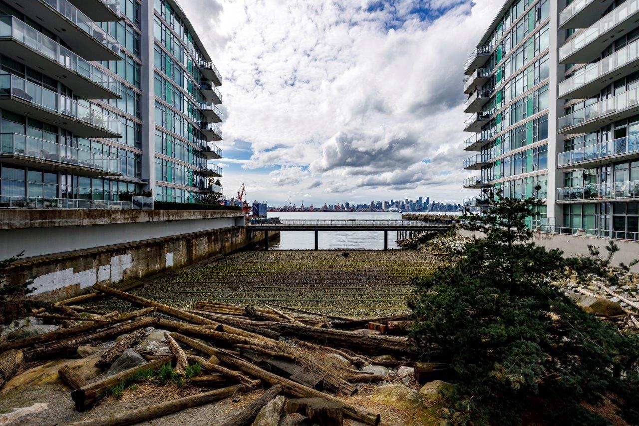 Listing image of 1204 162 VICTORY SHIP WAY