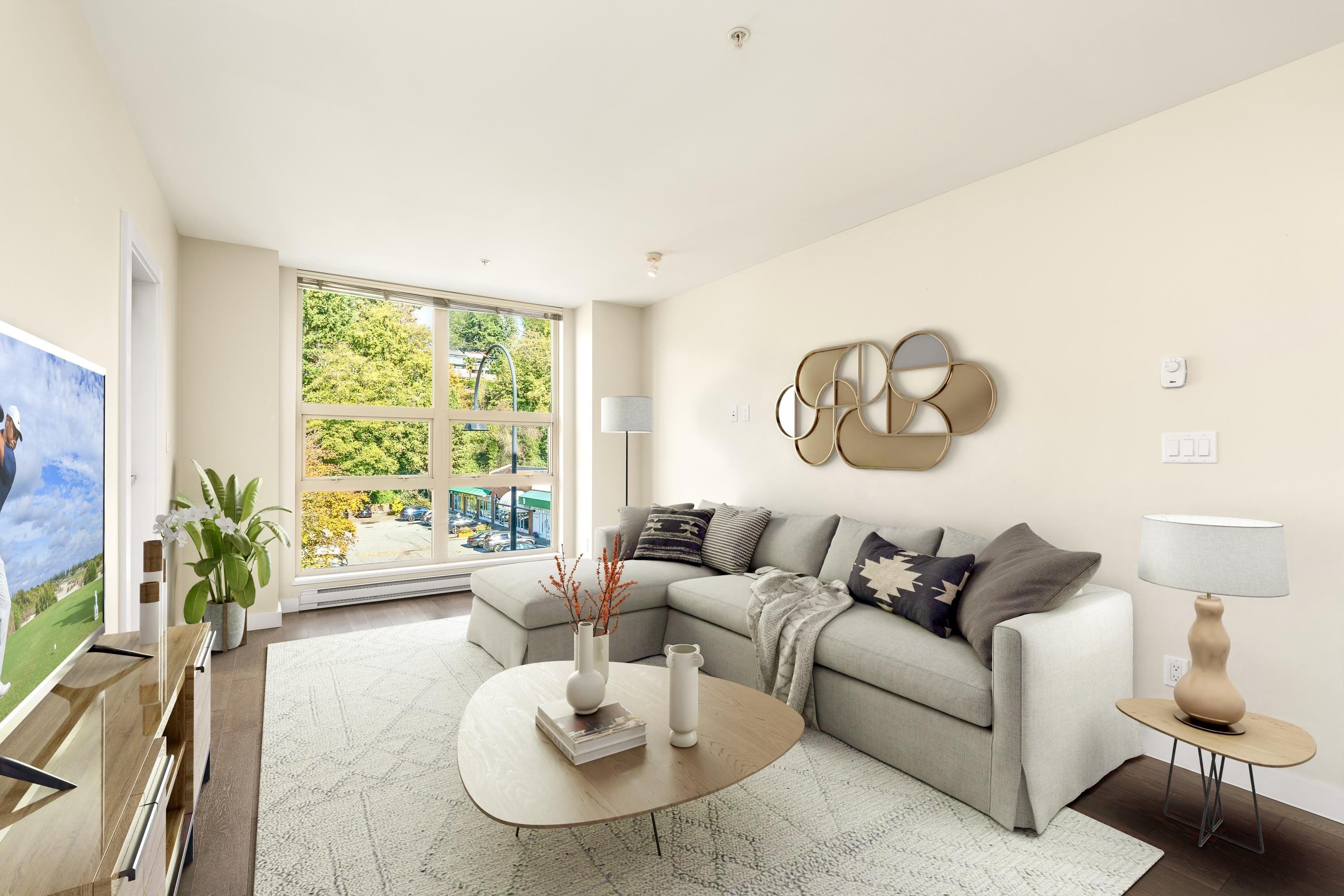 Listing image of 304 1177 MARINE DRIVE