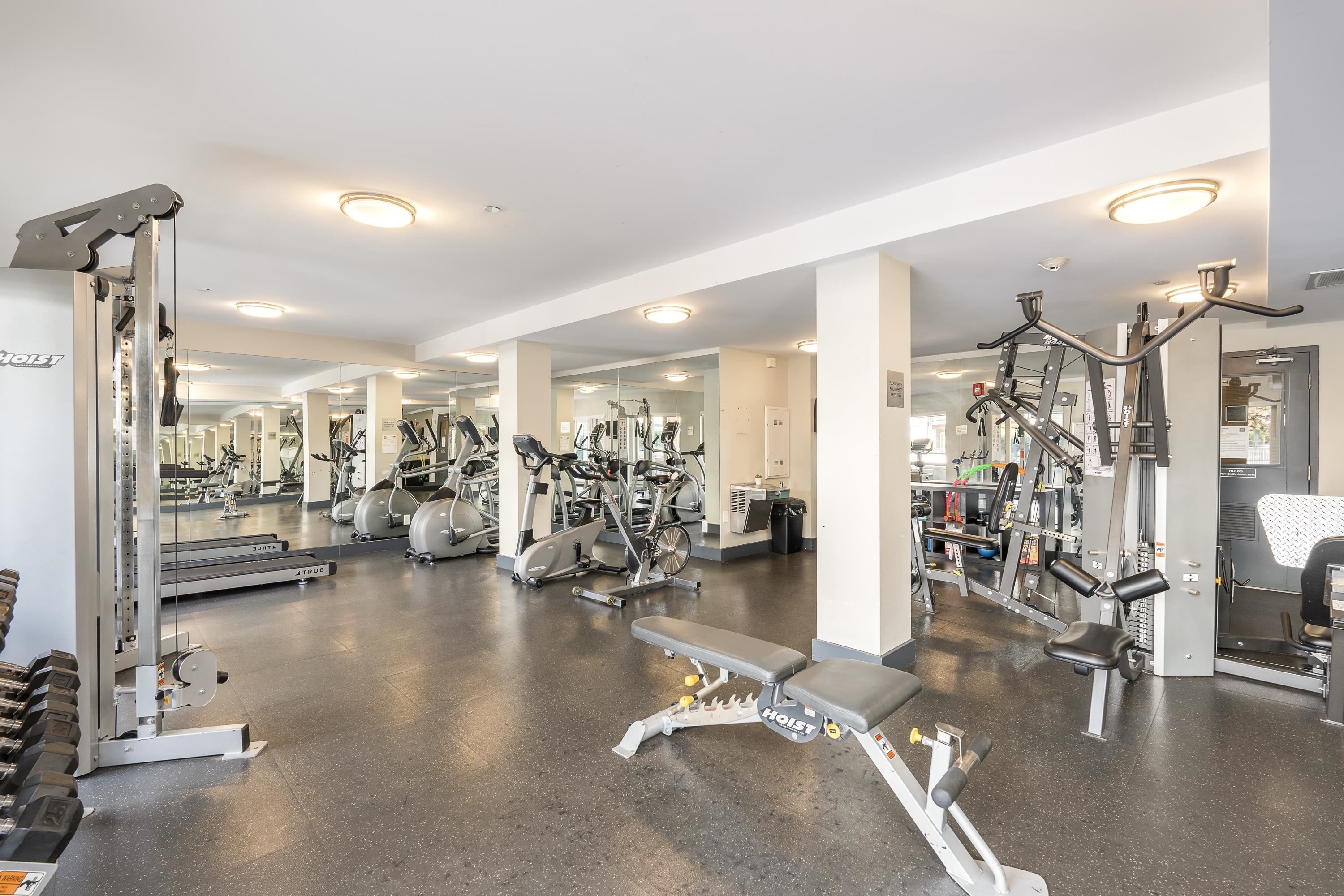 Listing image of 304 1177 MARINE DRIVE