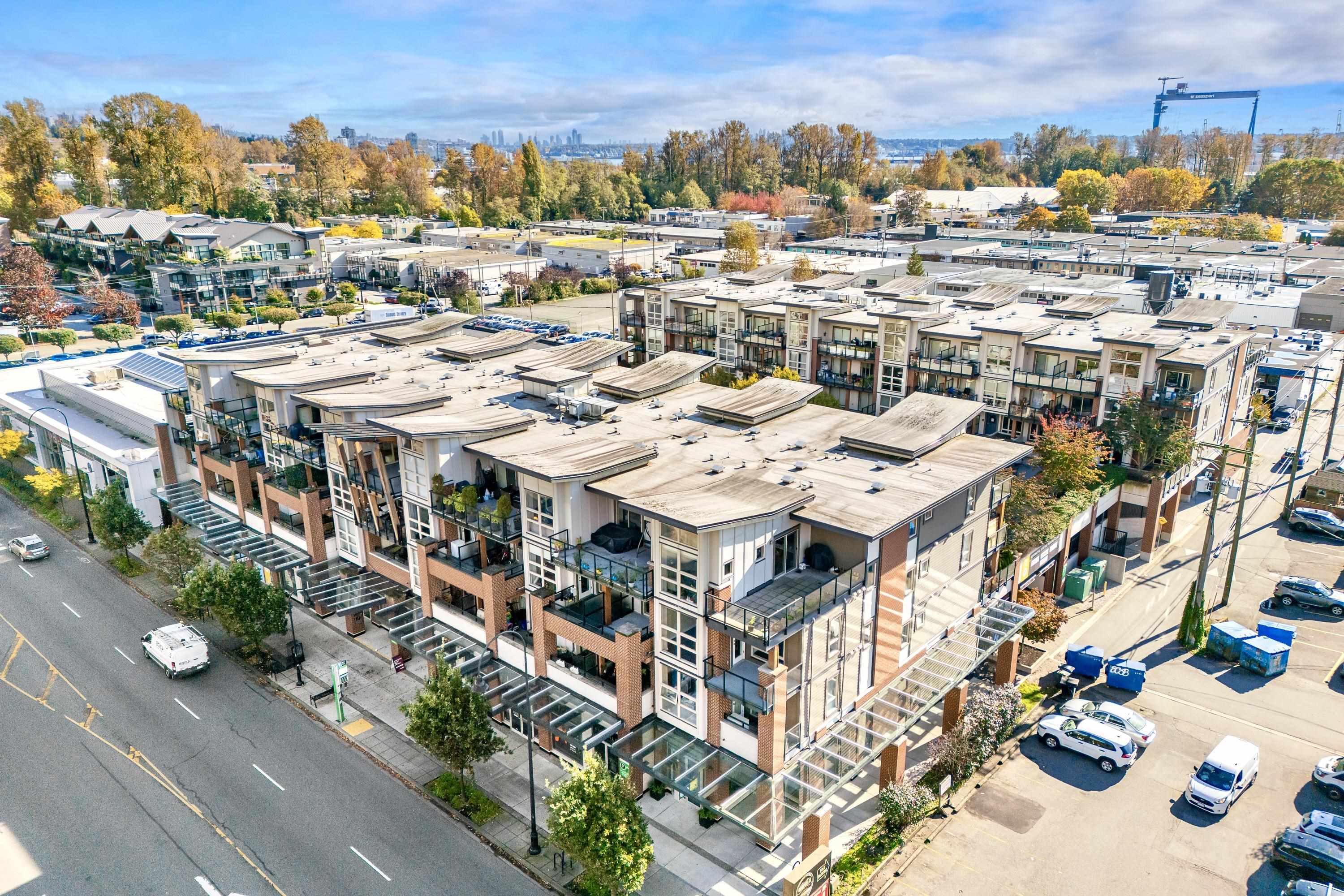 Listing image of 304 1177 MARINE DRIVE