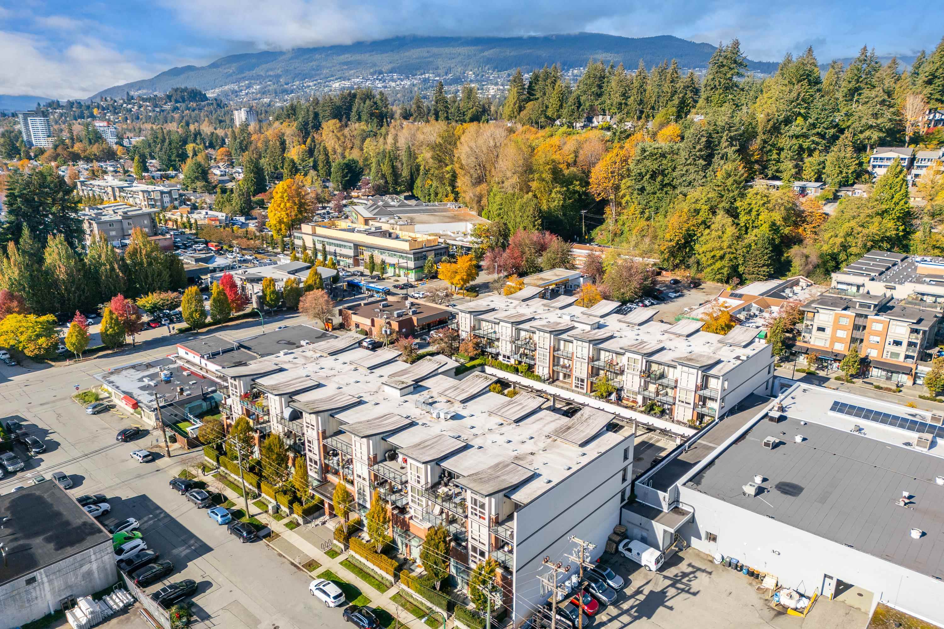 Listing image of 304 1177 MARINE DRIVE