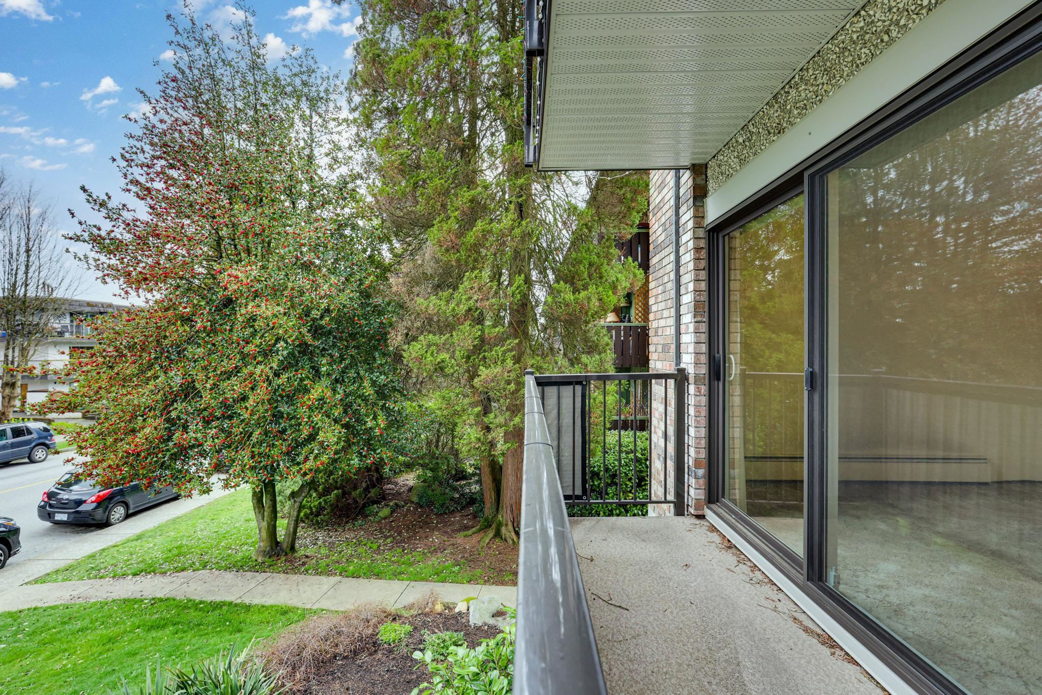Listing image of 106 160 E 19TH STREET