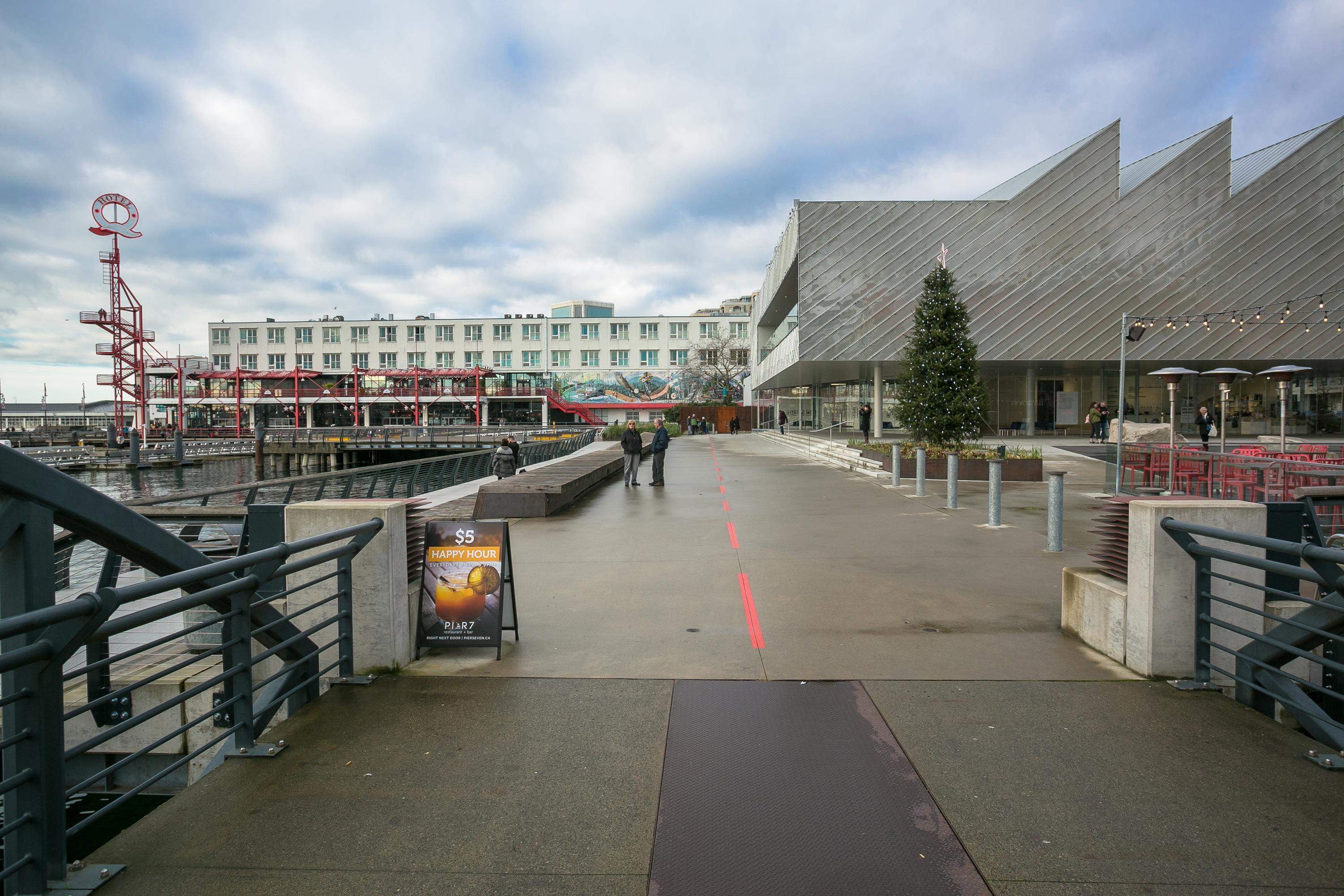 Listing image of 105 175 VICTORY SHIP WAY