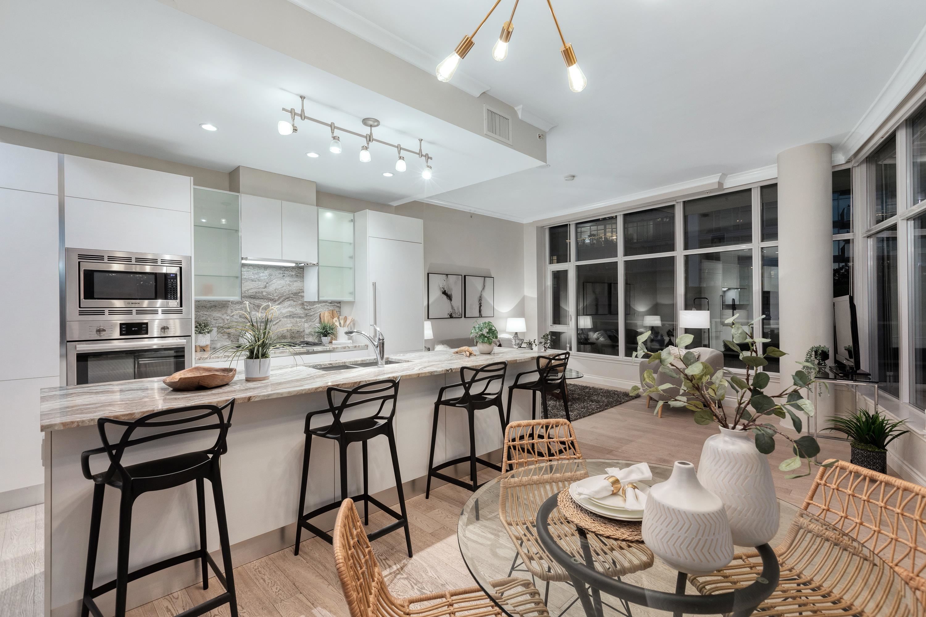 Listing image of 105 175 VICTORY SHIP WAY