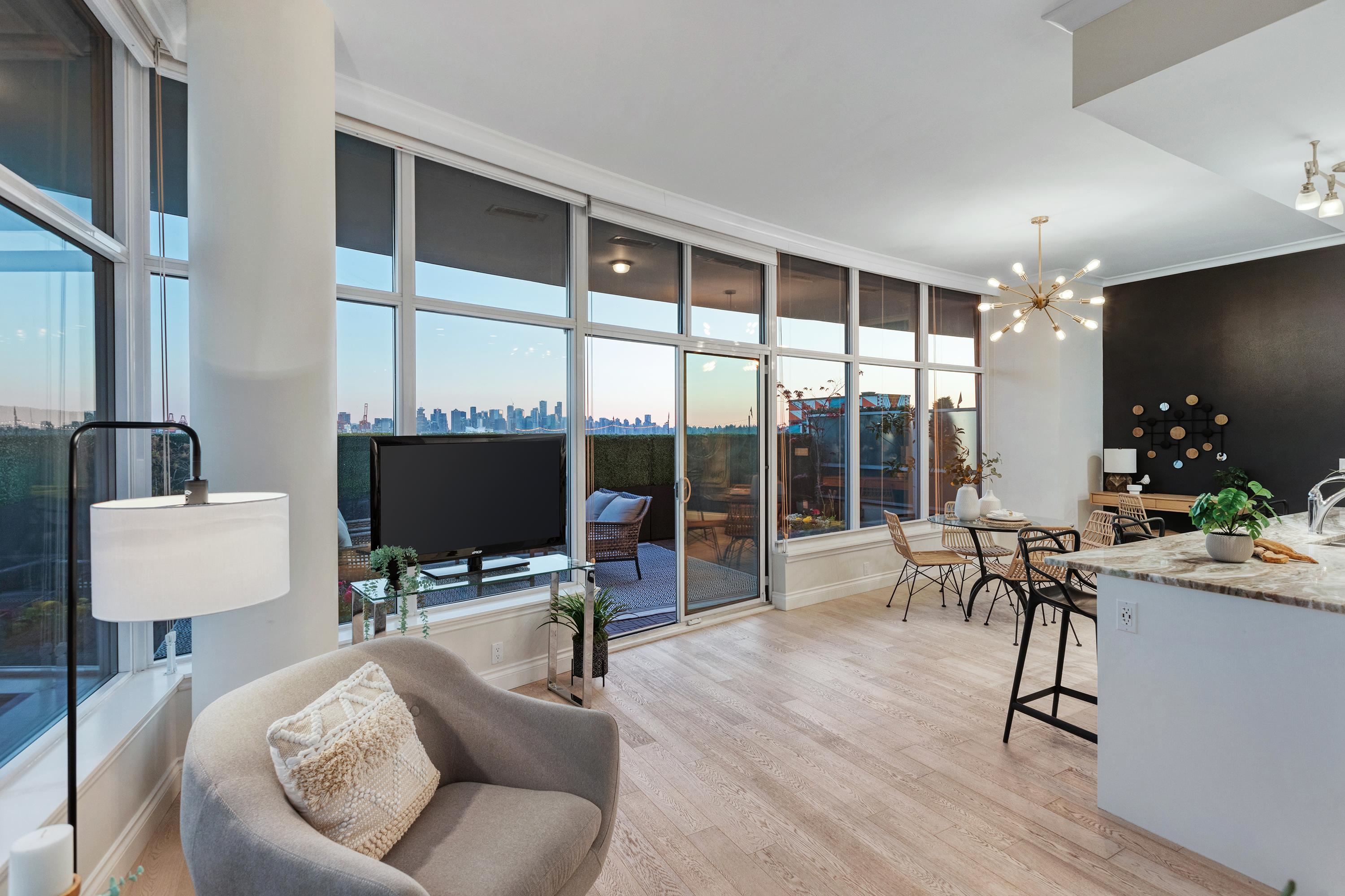 Listing image of 105 175 VICTORY SHIP WAY
