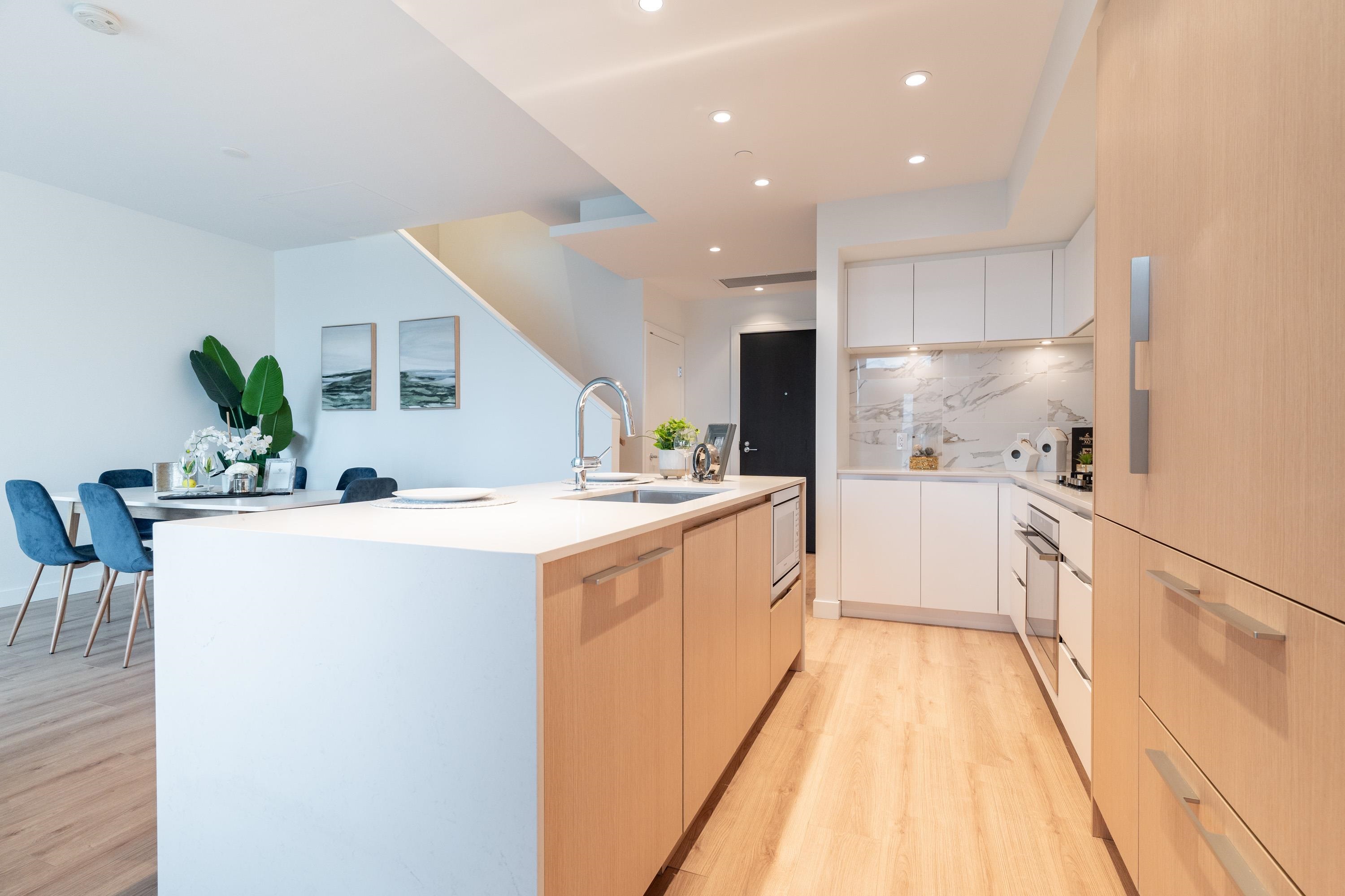 Listing image of 113 1500 FERN STREET