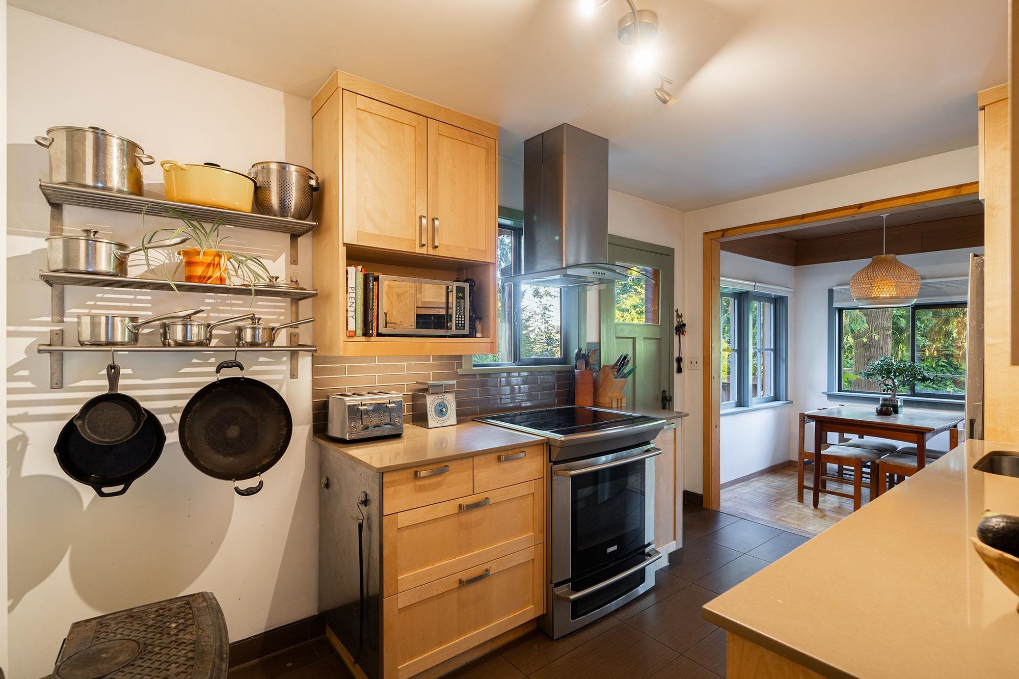 Listing image of 1142 MILLER ROAD