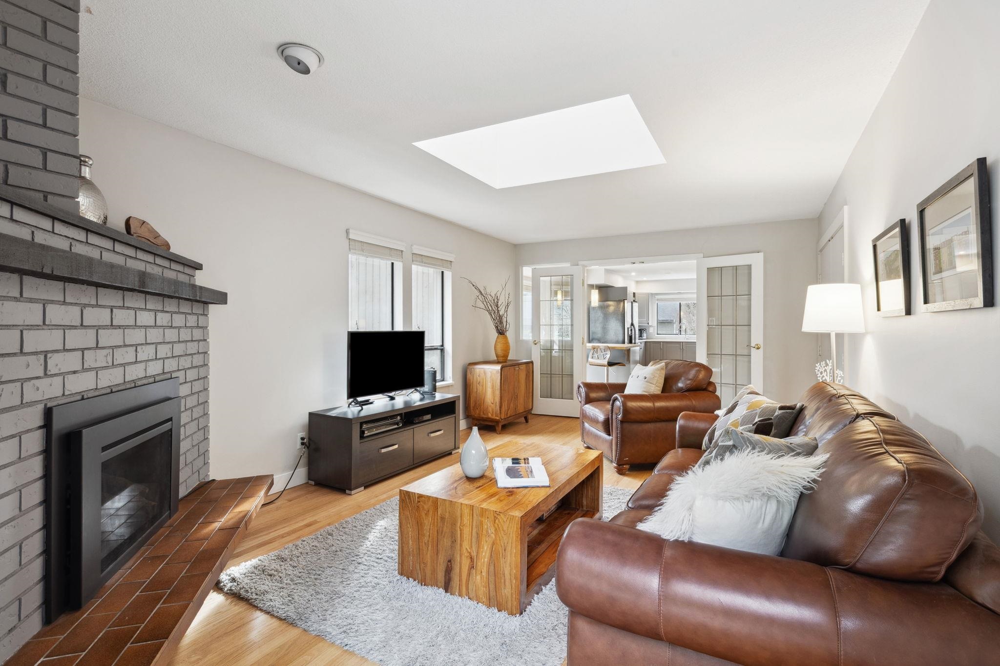Listing image of 4590 MAPLERIDGE DRIVE