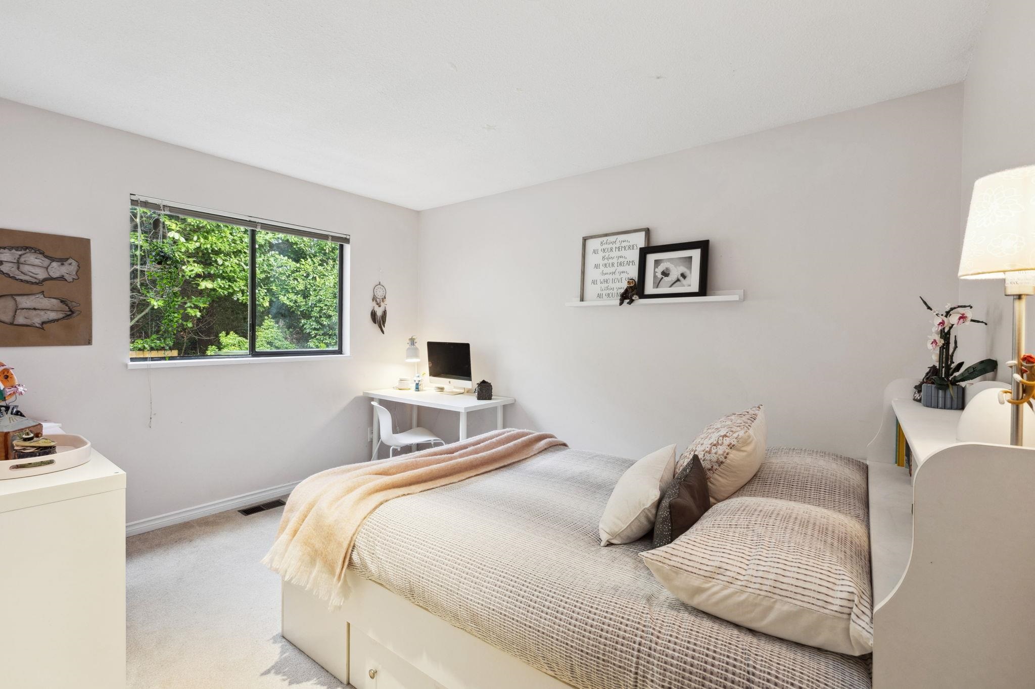 Listing image of 4590 MAPLERIDGE DRIVE