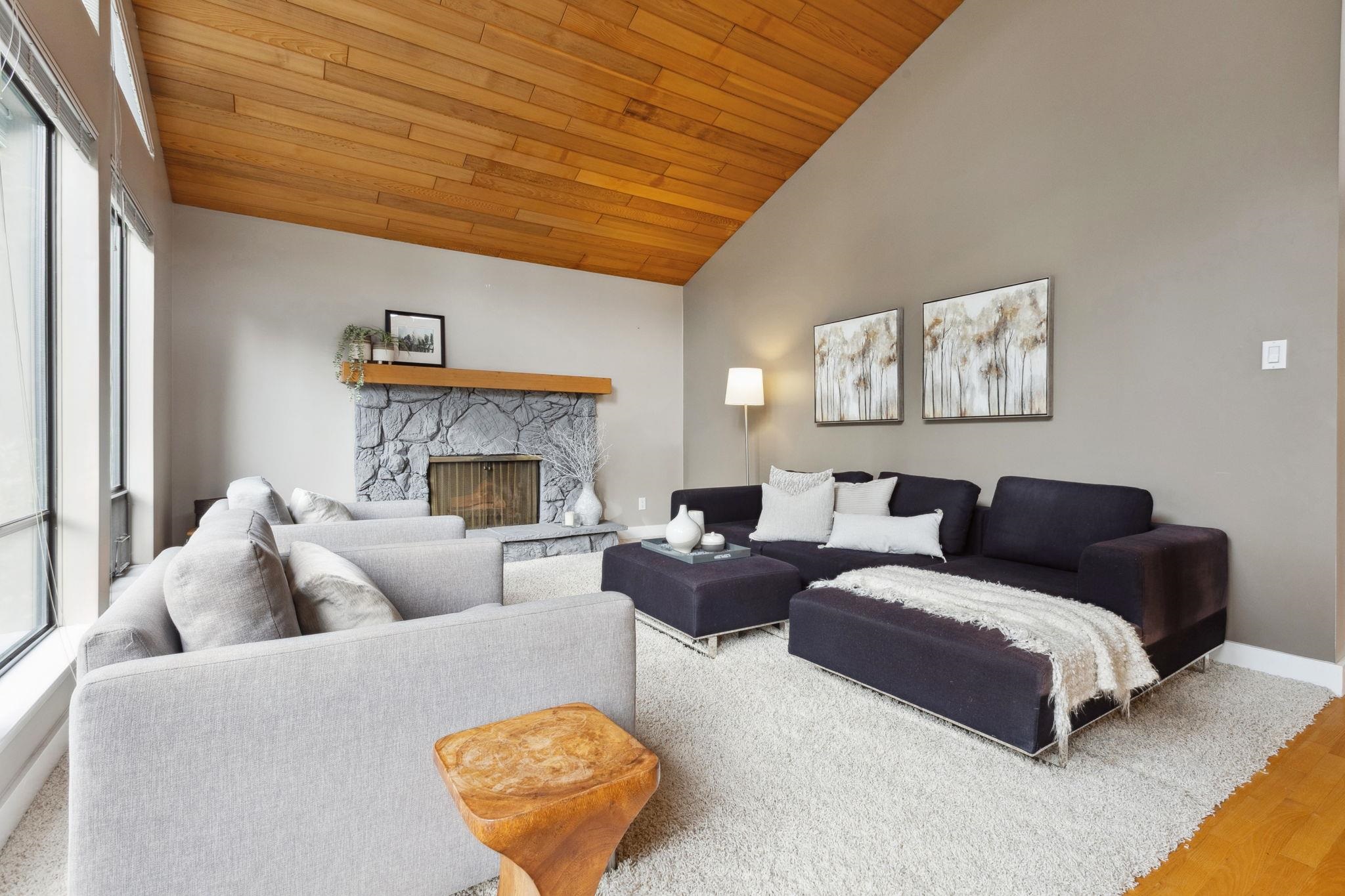Listing image of 4590 MAPLERIDGE DRIVE