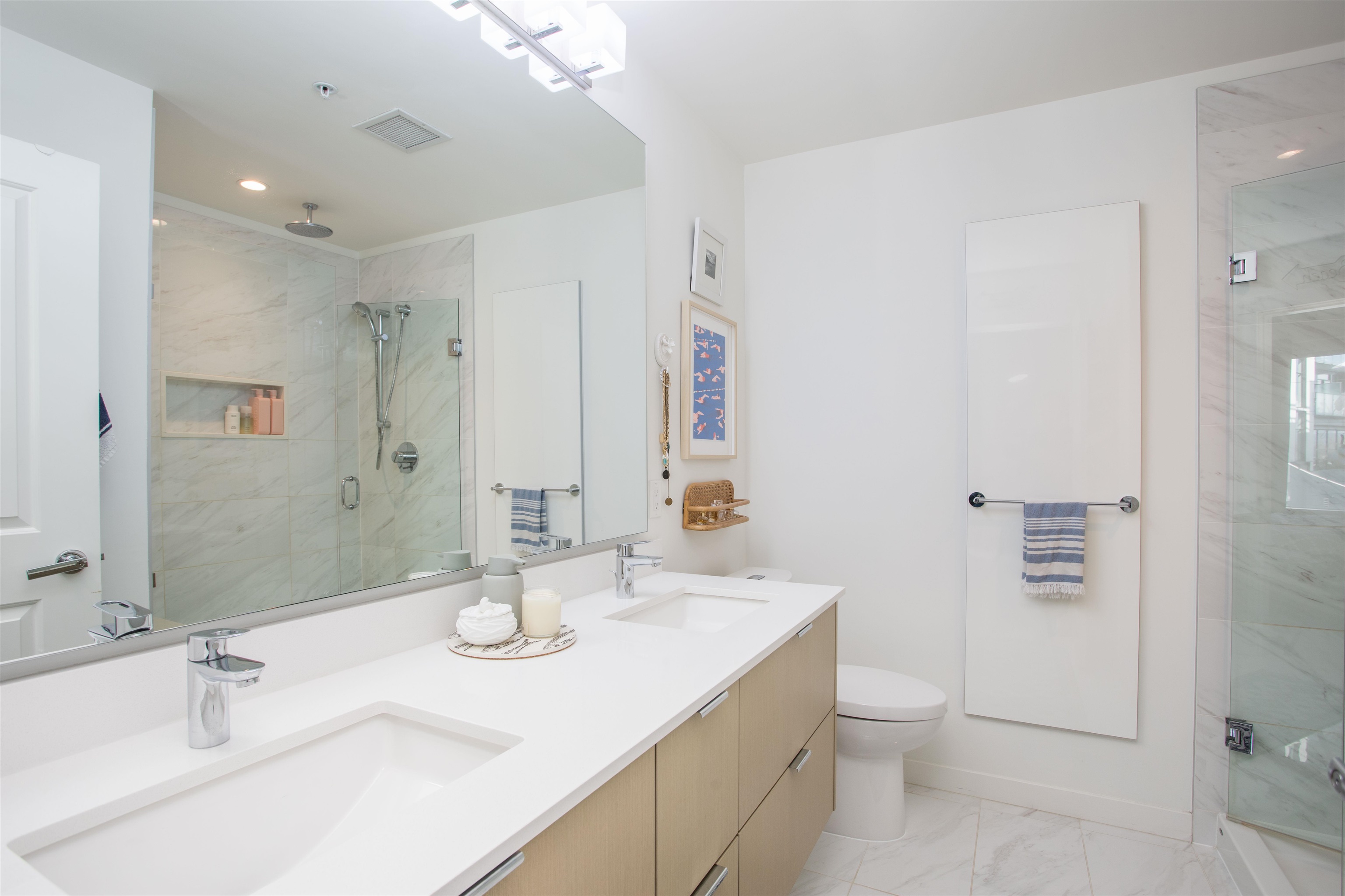Listing image of 108-277 W 1ST STREET