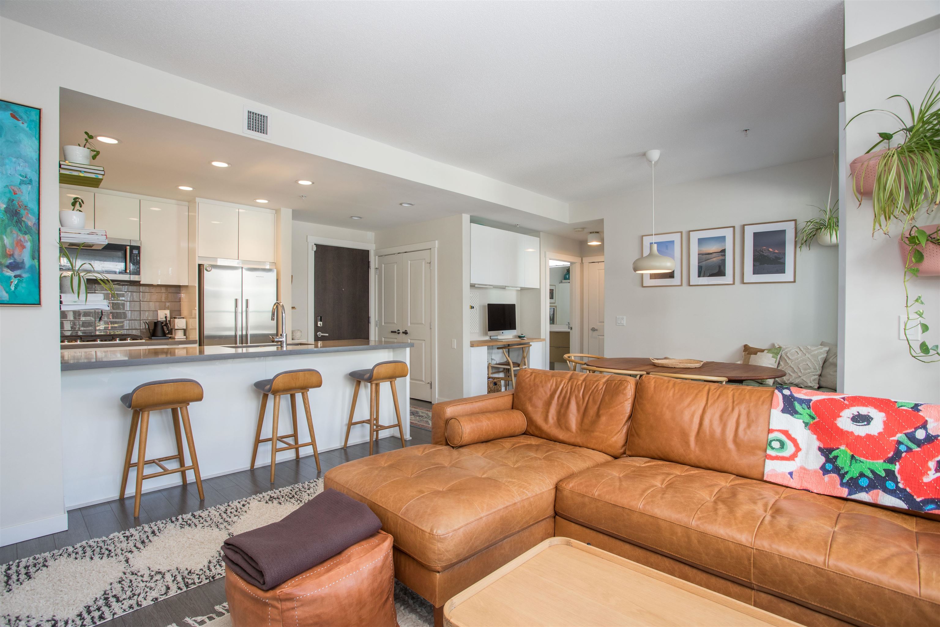 Listing image of 108-277 W 1ST STREET