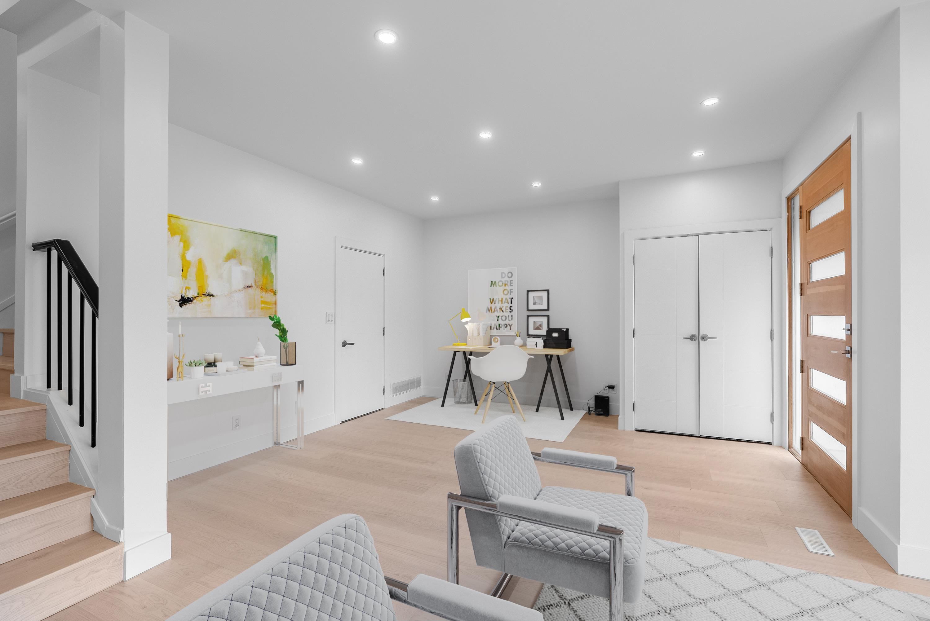 Listing image of 552 W 25TH STREET