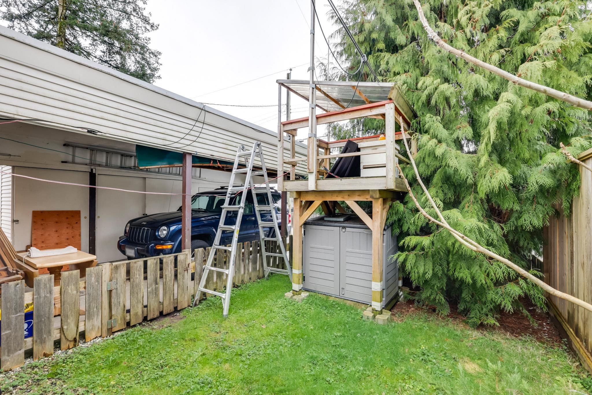 Listing image of 2049 MAHON AVENUE