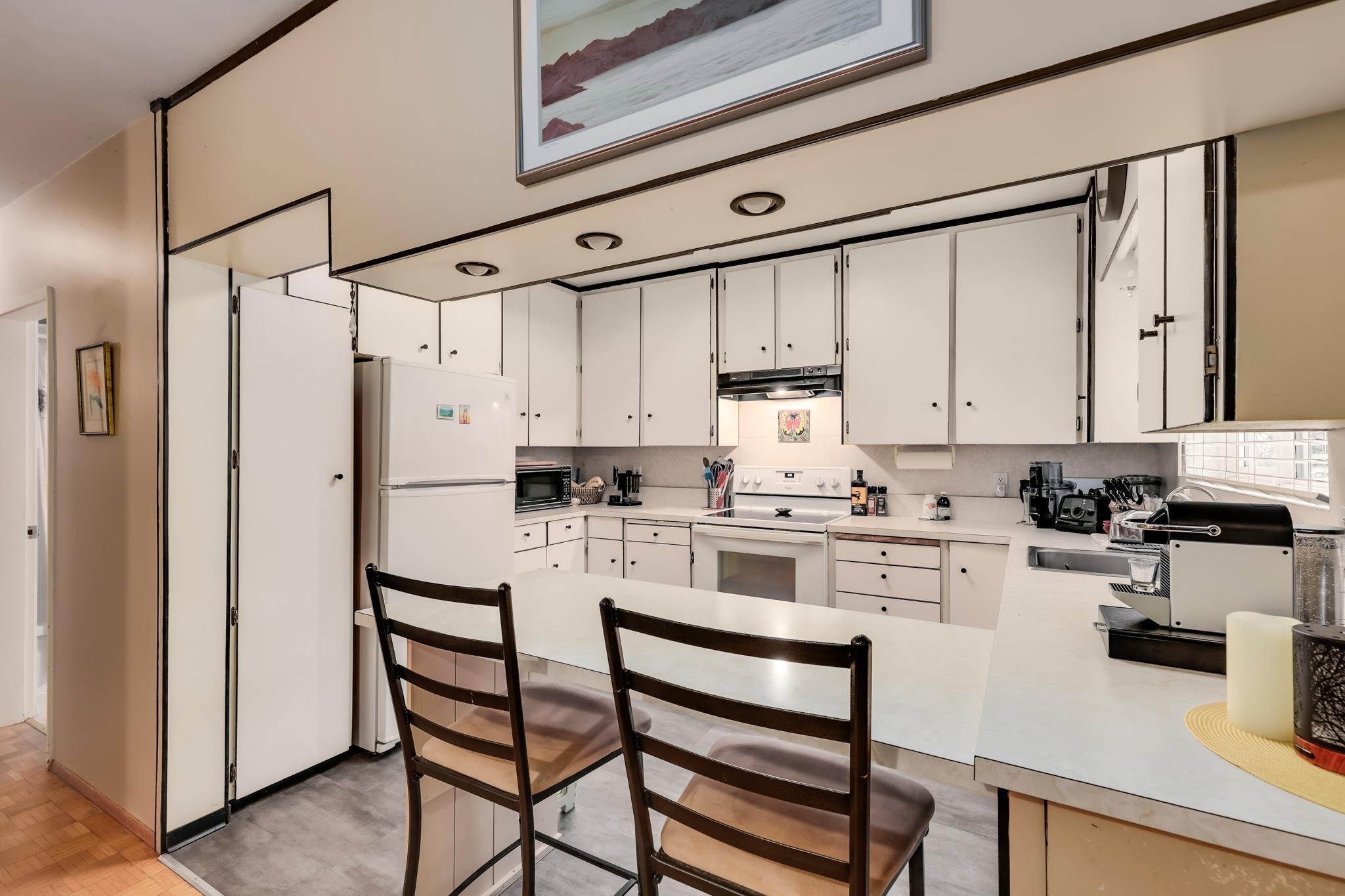 Listing image of 2049 MAHON AVENUE