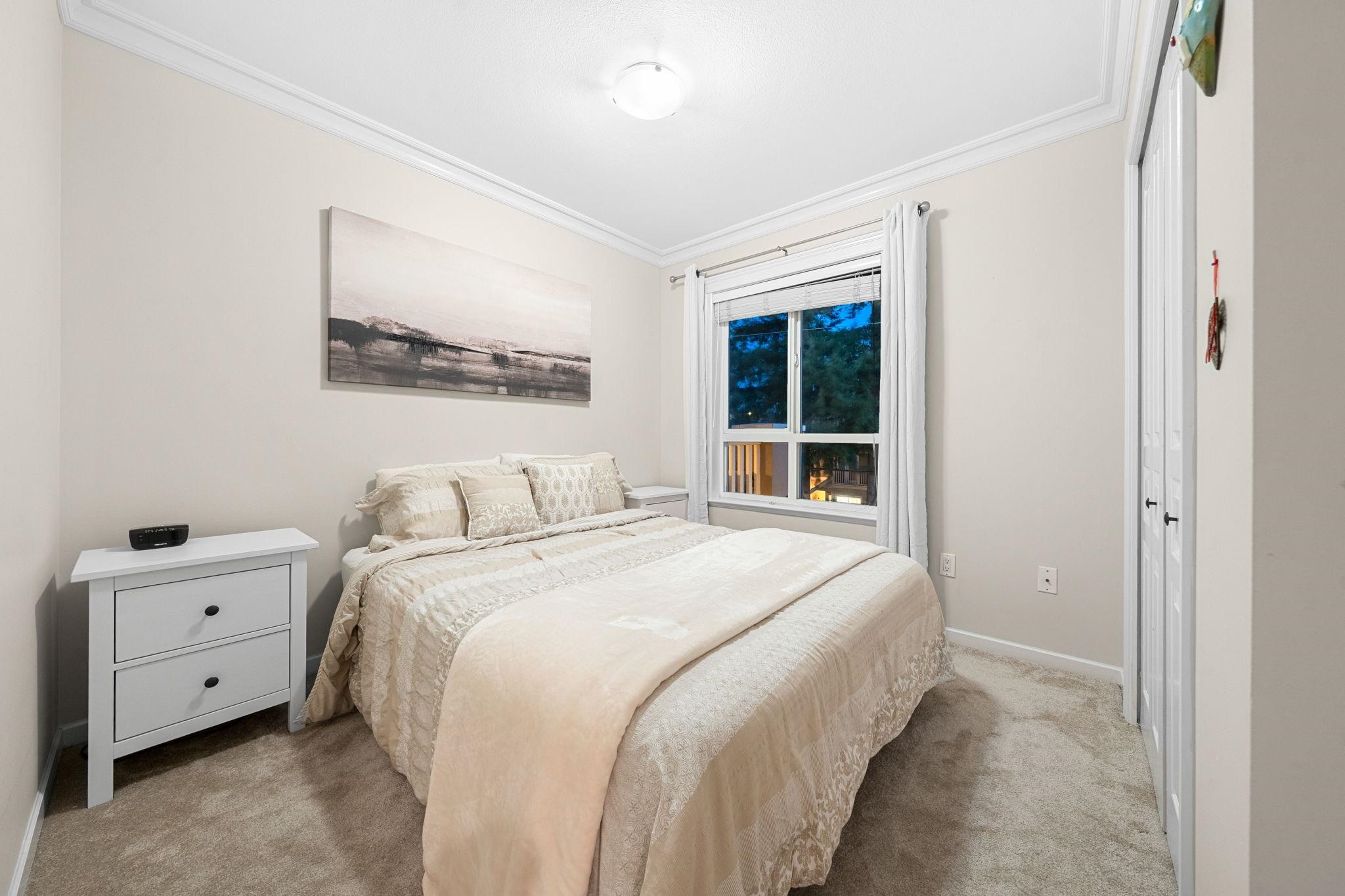Listing image of 206 288 E 6TH STREET