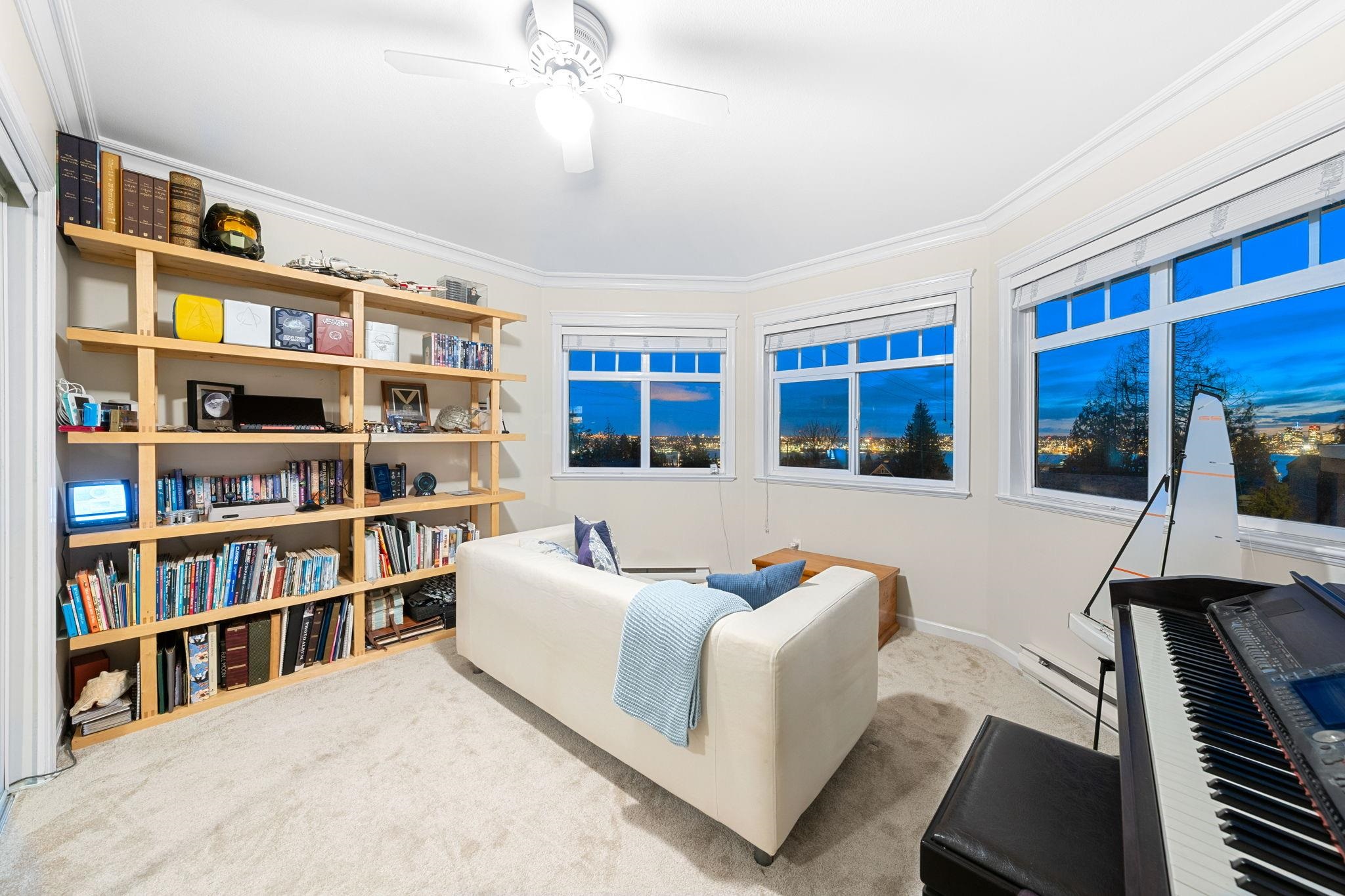Listing image of 206 288 E 6TH STREET