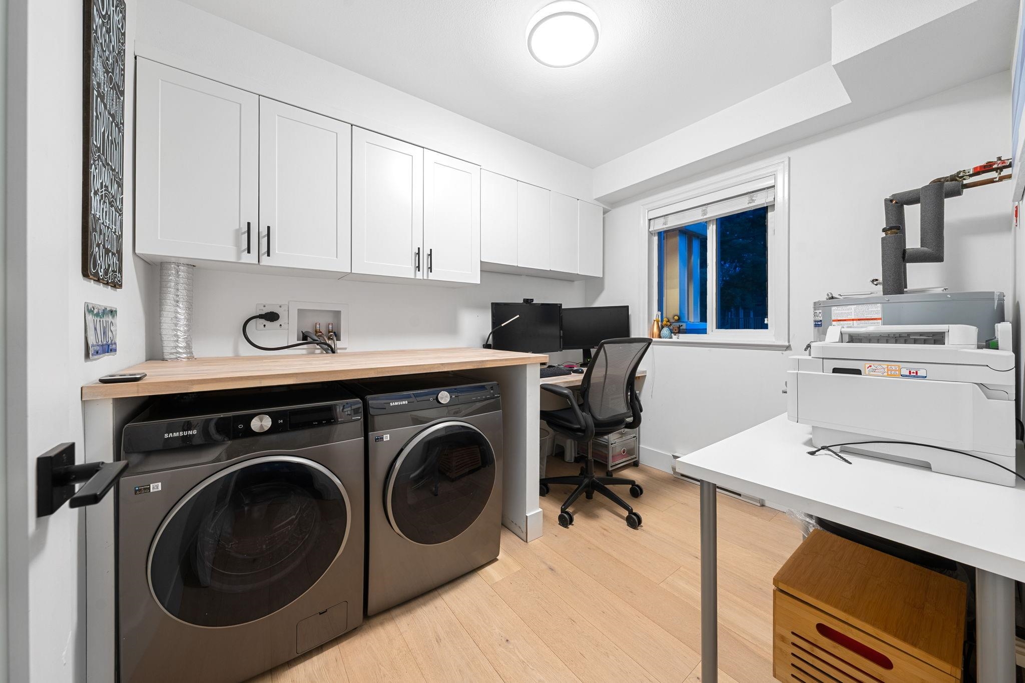 Listing image of 206 288 E 6TH STREET