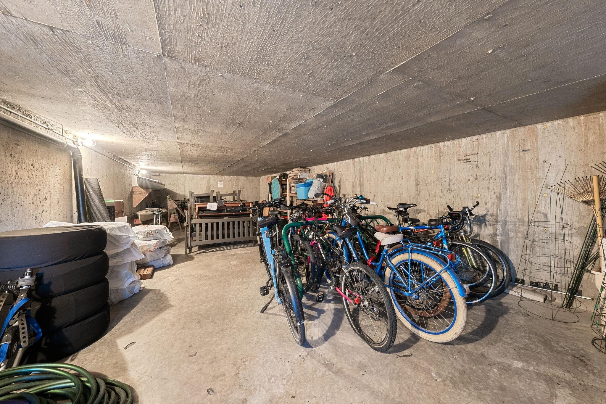 Listing image of 206 288 E 6TH STREET