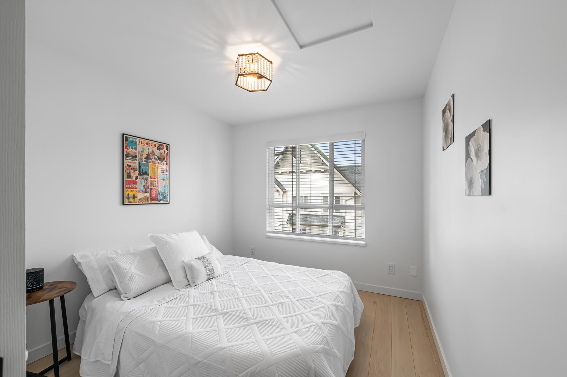 Listing image of 411 365 E 1ST STREET