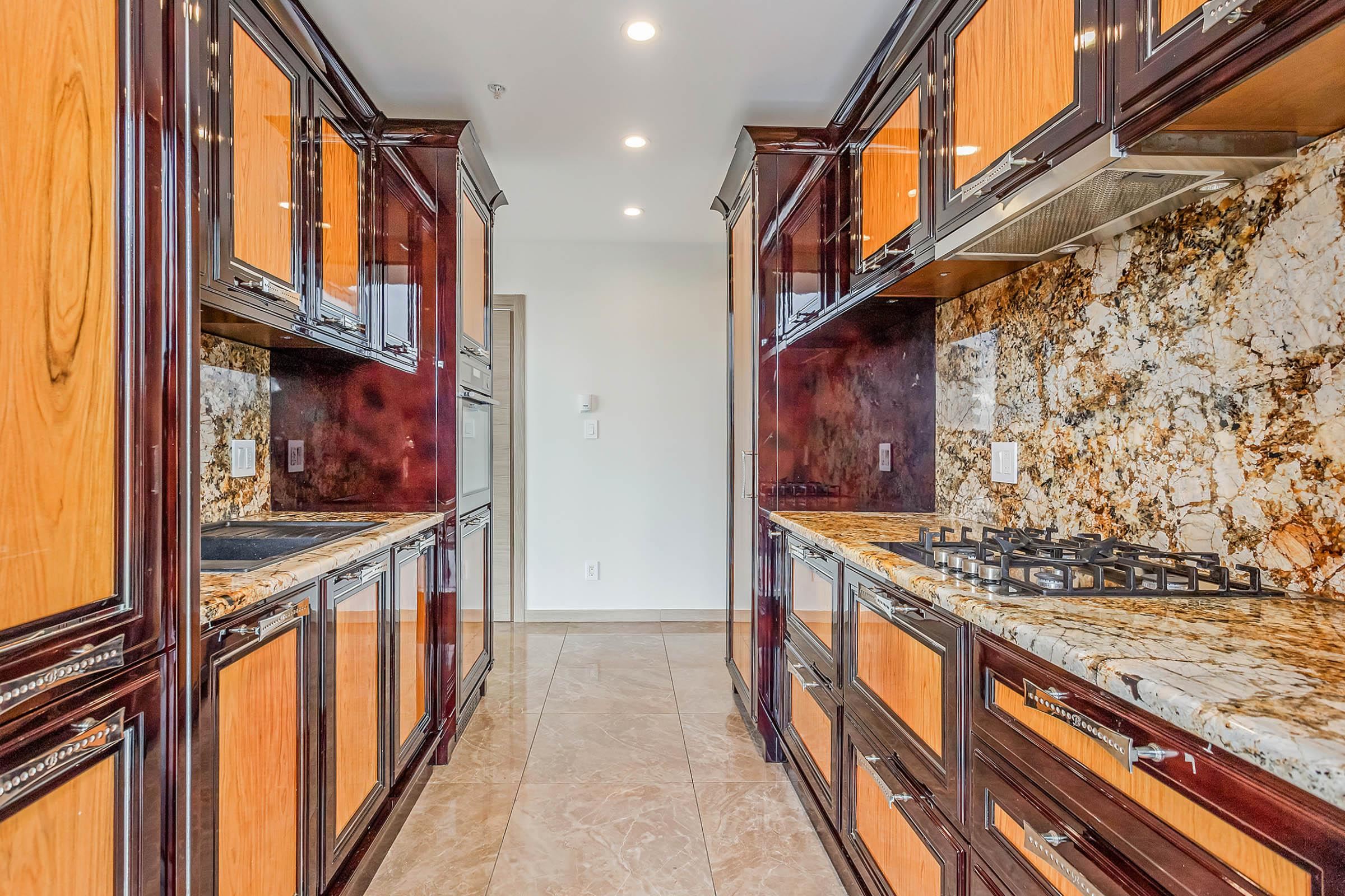 Listing image of 703 131 E 3RD STREET