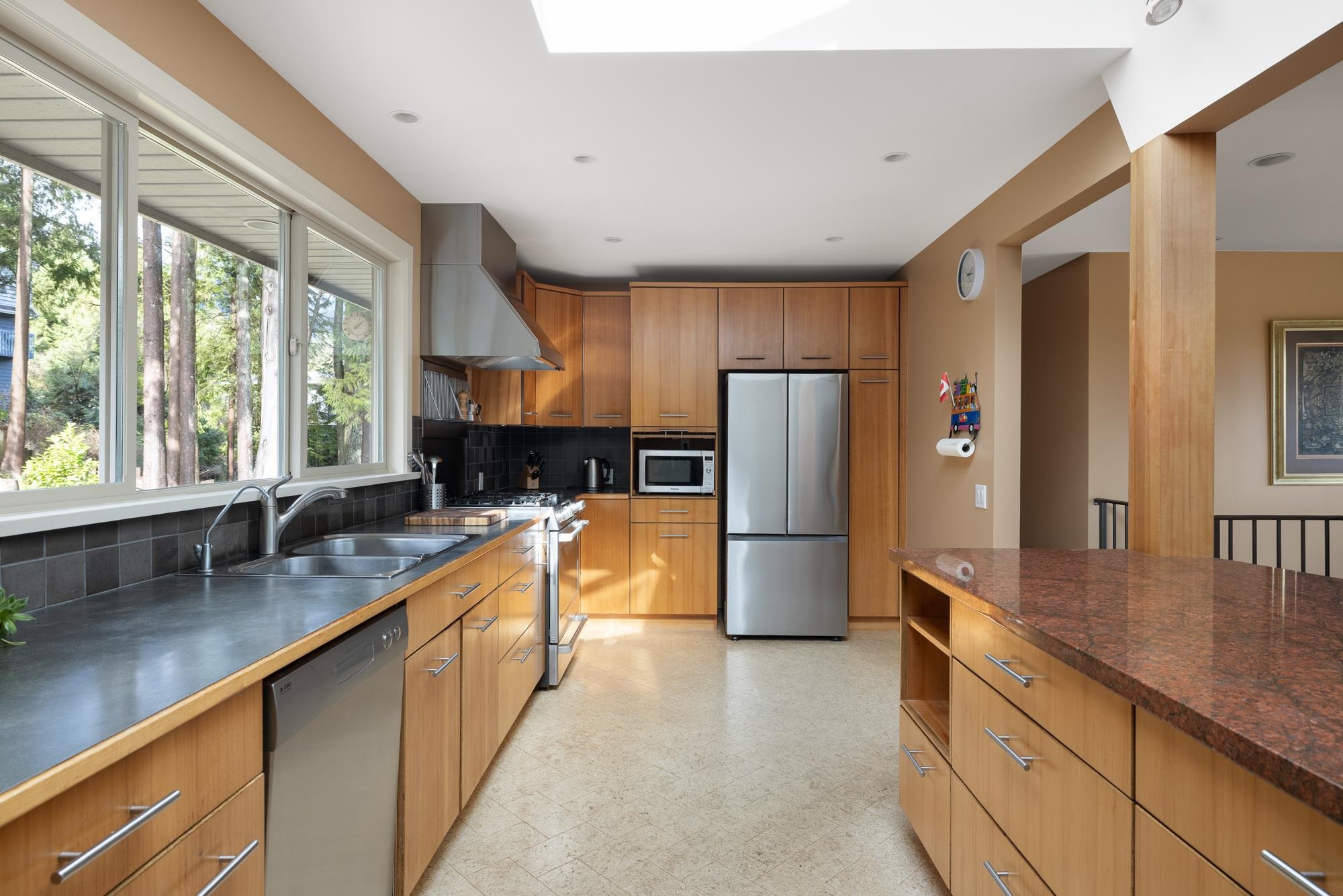 Listing image of 85 GLENGARRY CRESCENT