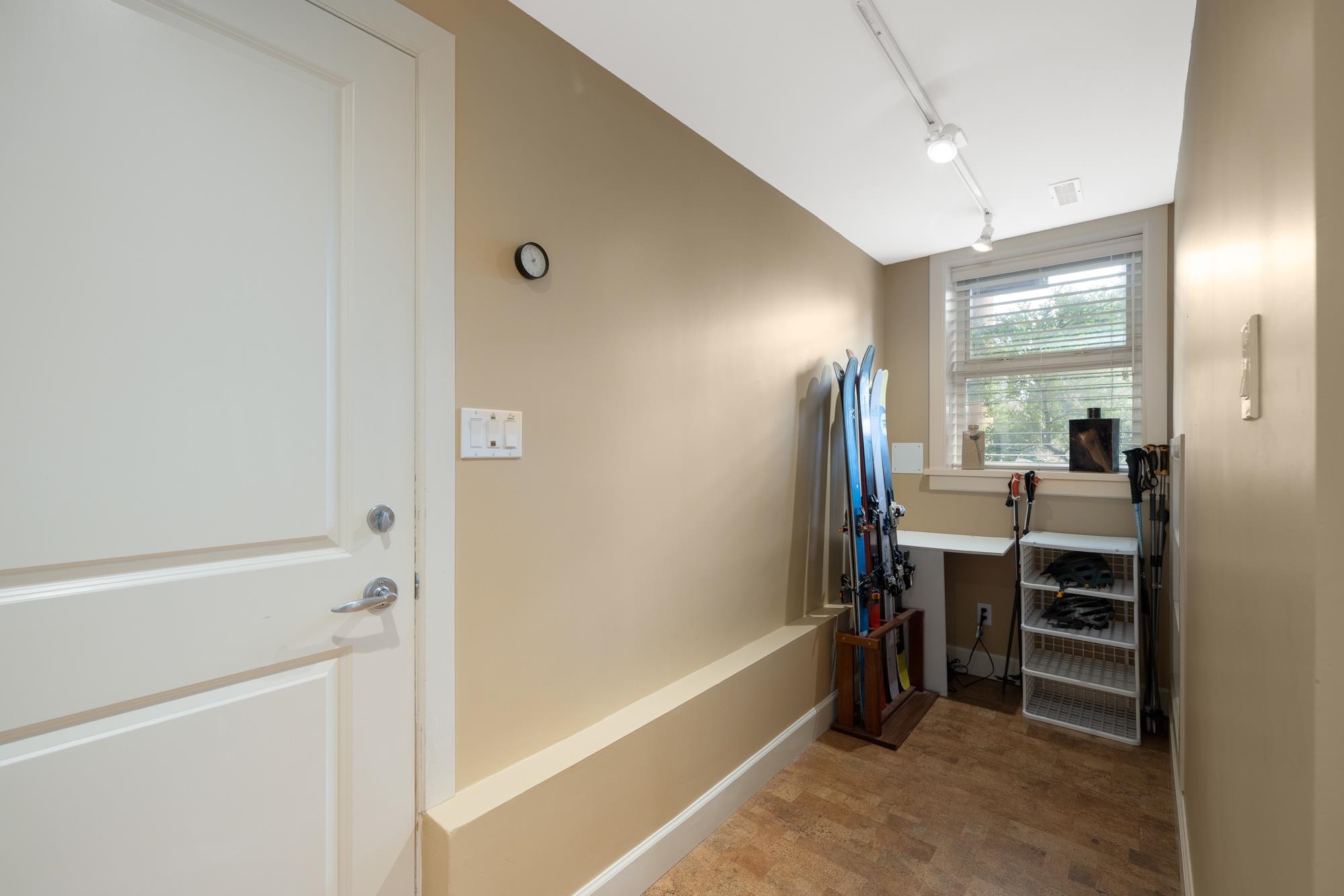 Listing image of 85 GLENGARRY CRESCENT