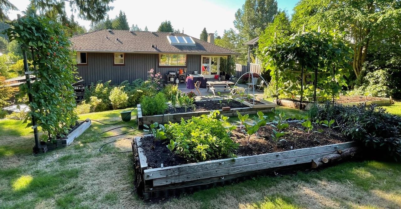 Listing image of 85 GLENGARRY CRESCENT