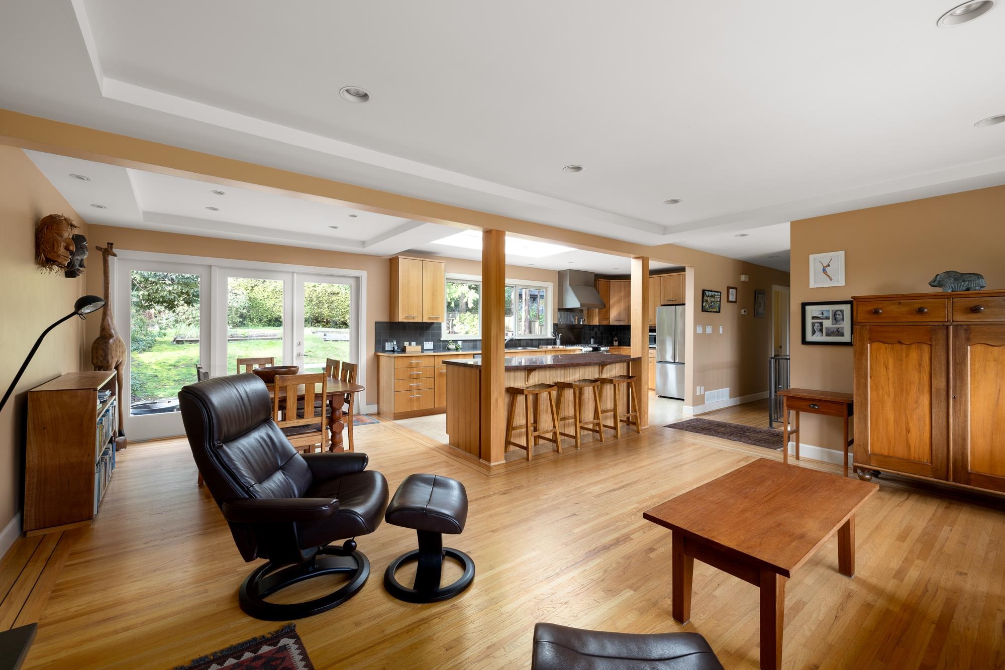 Listing image of 85 GLENGARRY CRESCENT