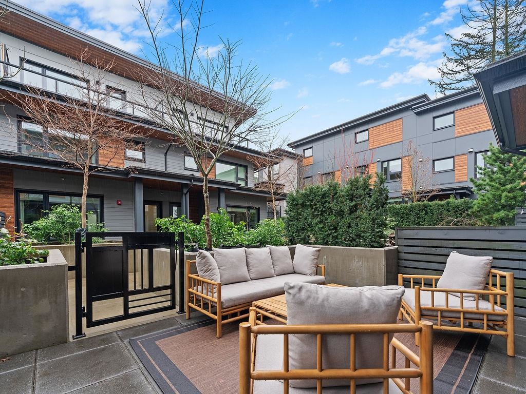 Listing image of 50 528 E 2ND STREET