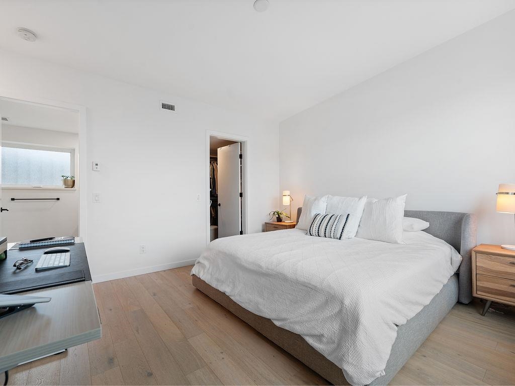 Listing image of 50 528 E 2ND STREET