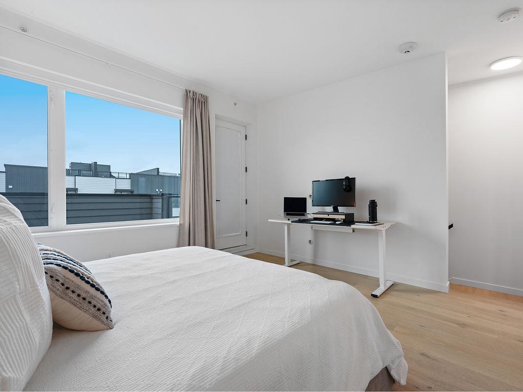 Listing image of 50 528 E 2ND STREET