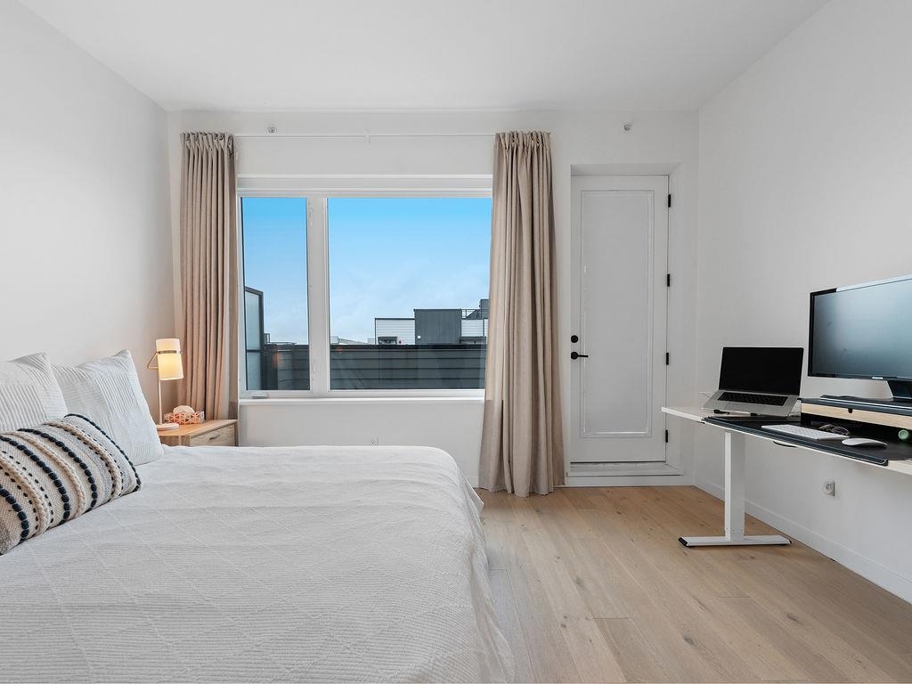 Listing image of 50 528 E 2ND STREET