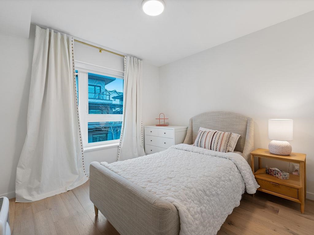 Listing image of 50 528 E 2ND STREET