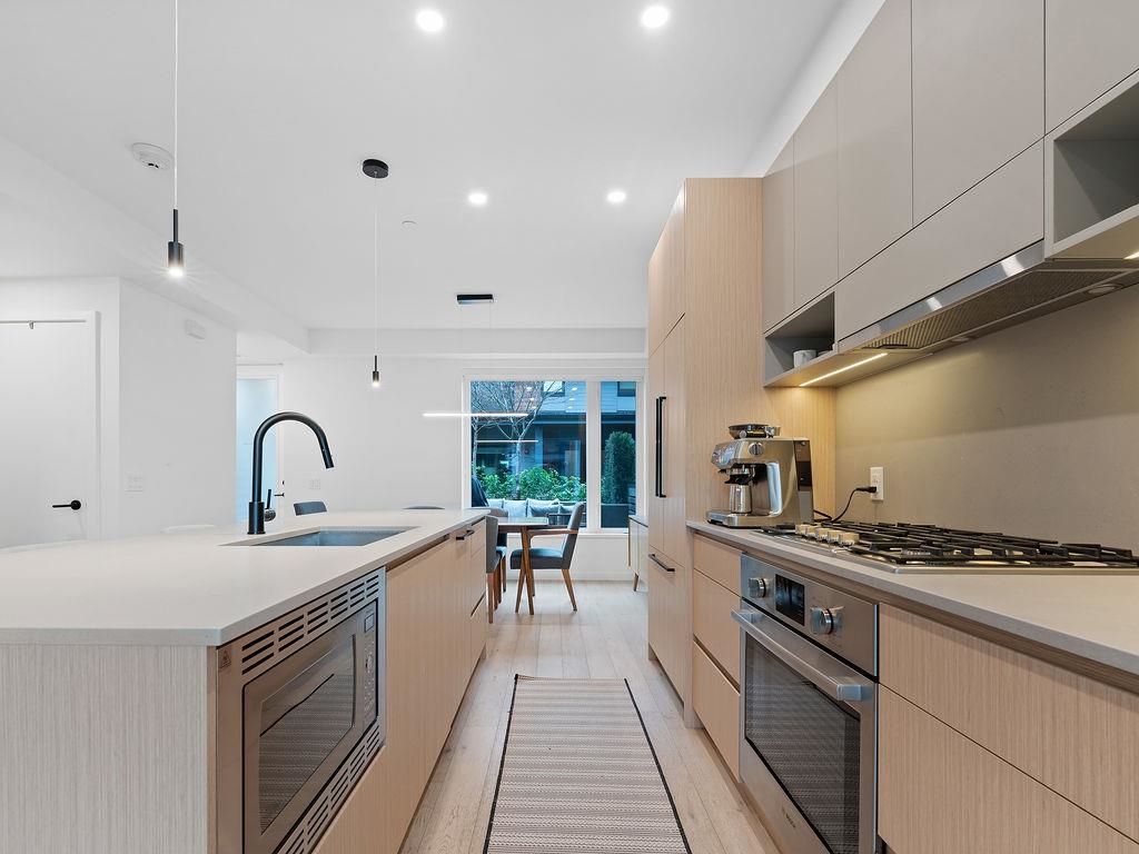 Listing image of 50 528 E 2ND STREET