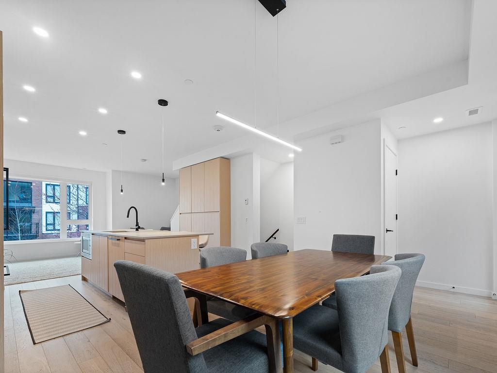 Listing image of 50 528 E 2ND STREET