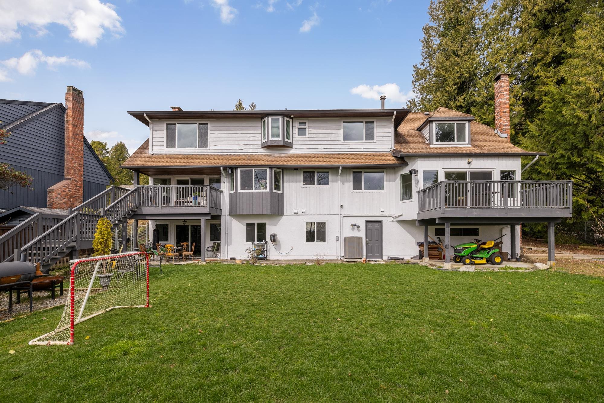 Listing image of 1935 11TH PLACE