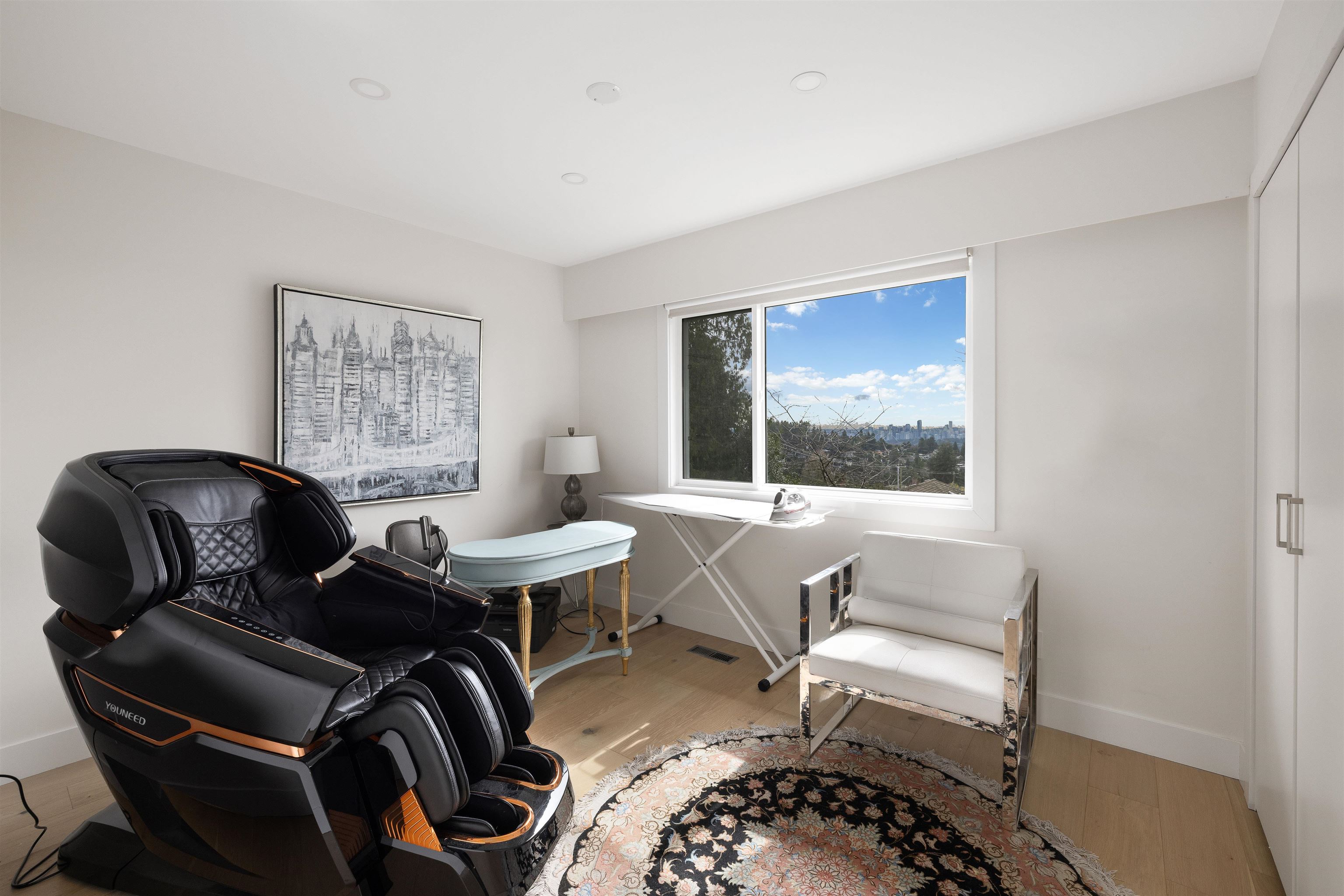 Listing image of 1935 11TH PLACE