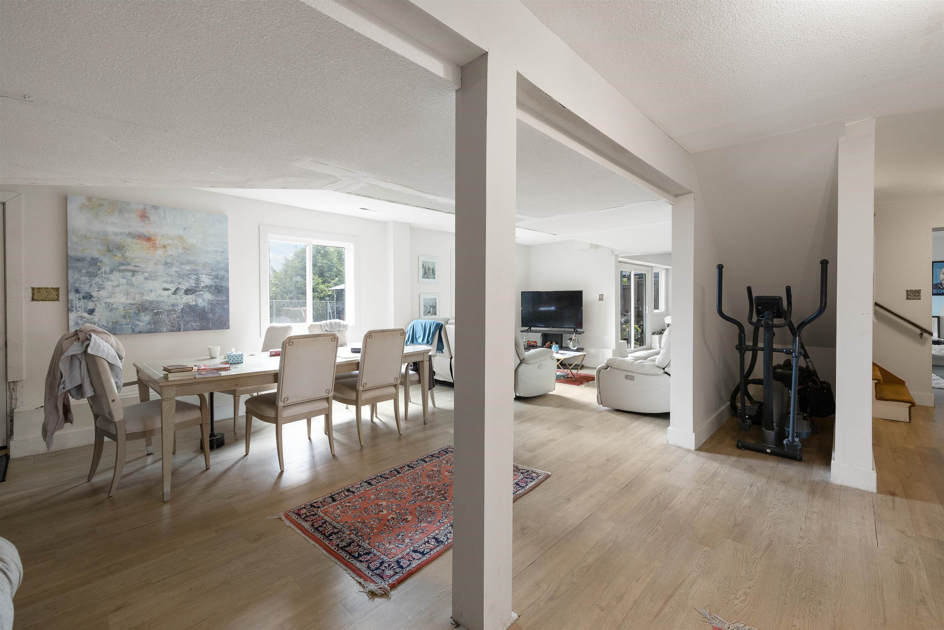Listing image of 1935 11TH PLACE