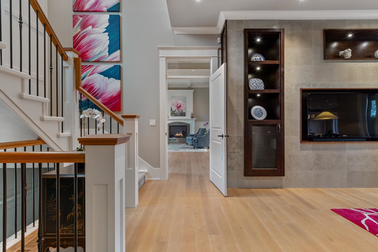 Listing image of 1029 BELMONT AVENUE
