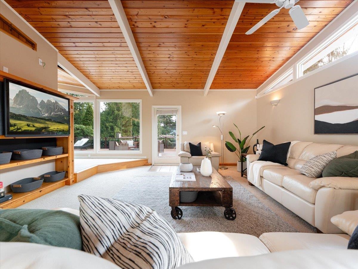 Listing image of 999 CLEMENTS AVENUE