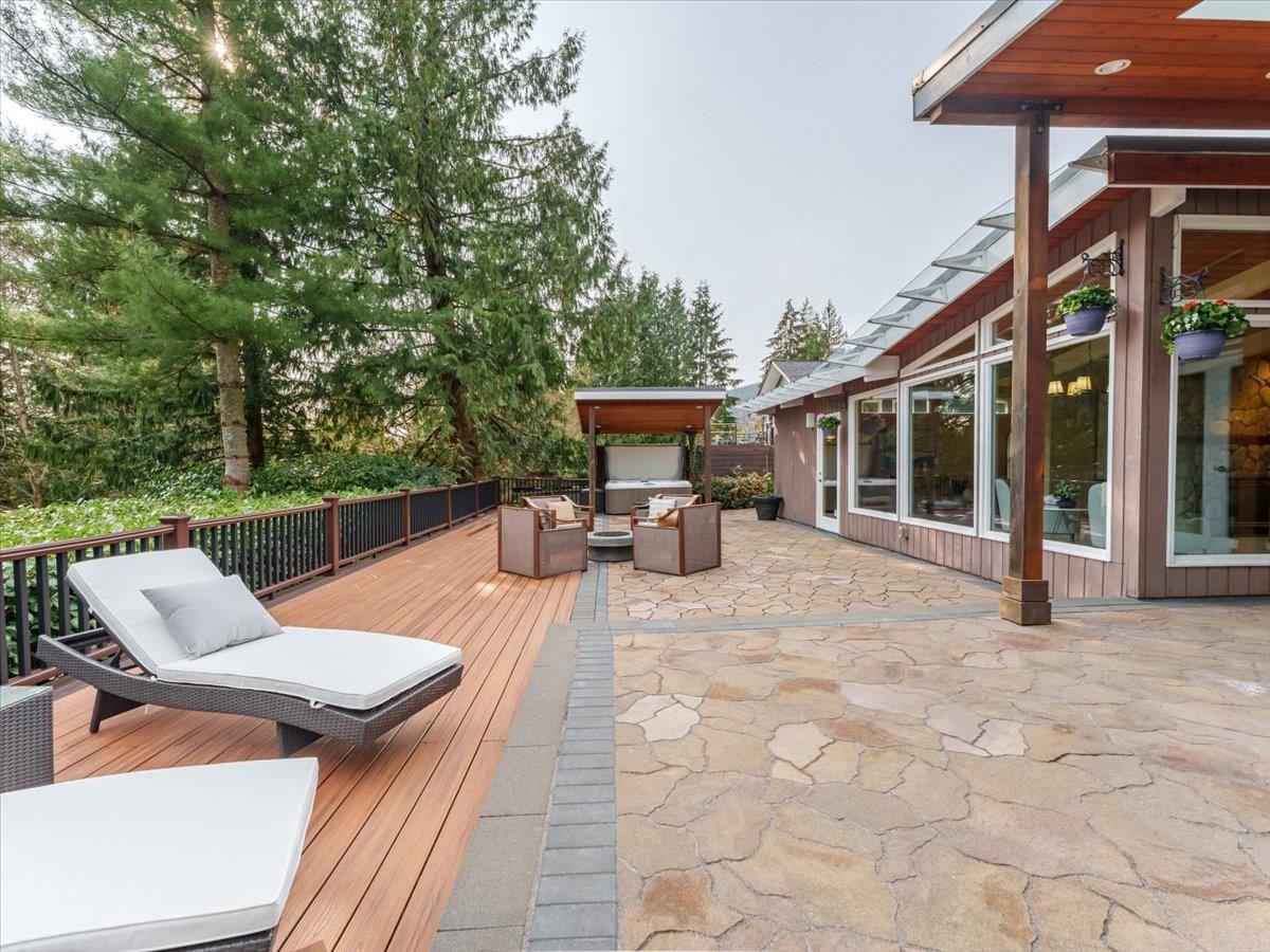 Listing image of 999 CLEMENTS AVENUE