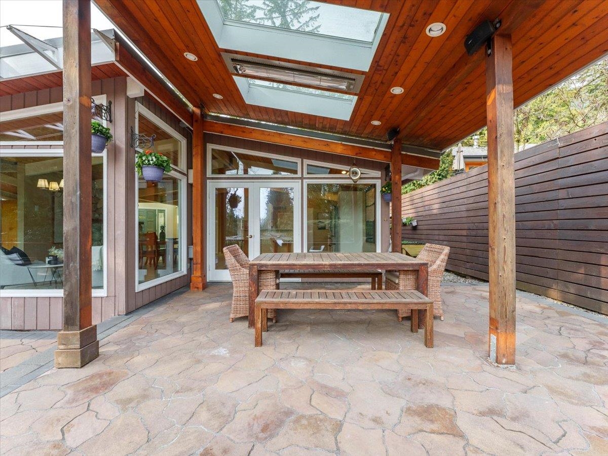 Listing image of 999 CLEMENTS AVENUE