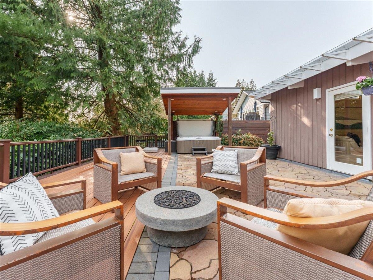 Listing image of 999 CLEMENTS AVENUE