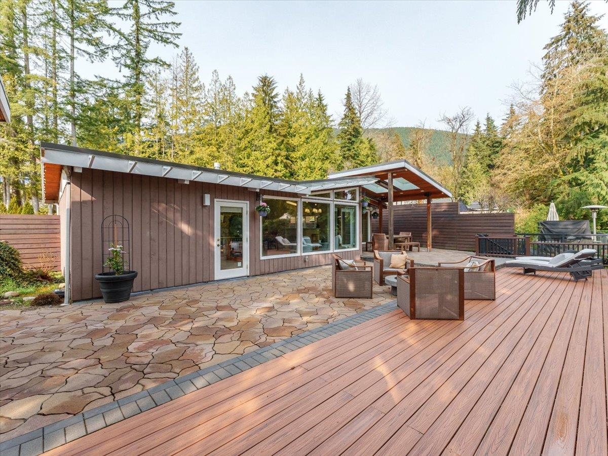 Listing image of 999 CLEMENTS AVENUE
