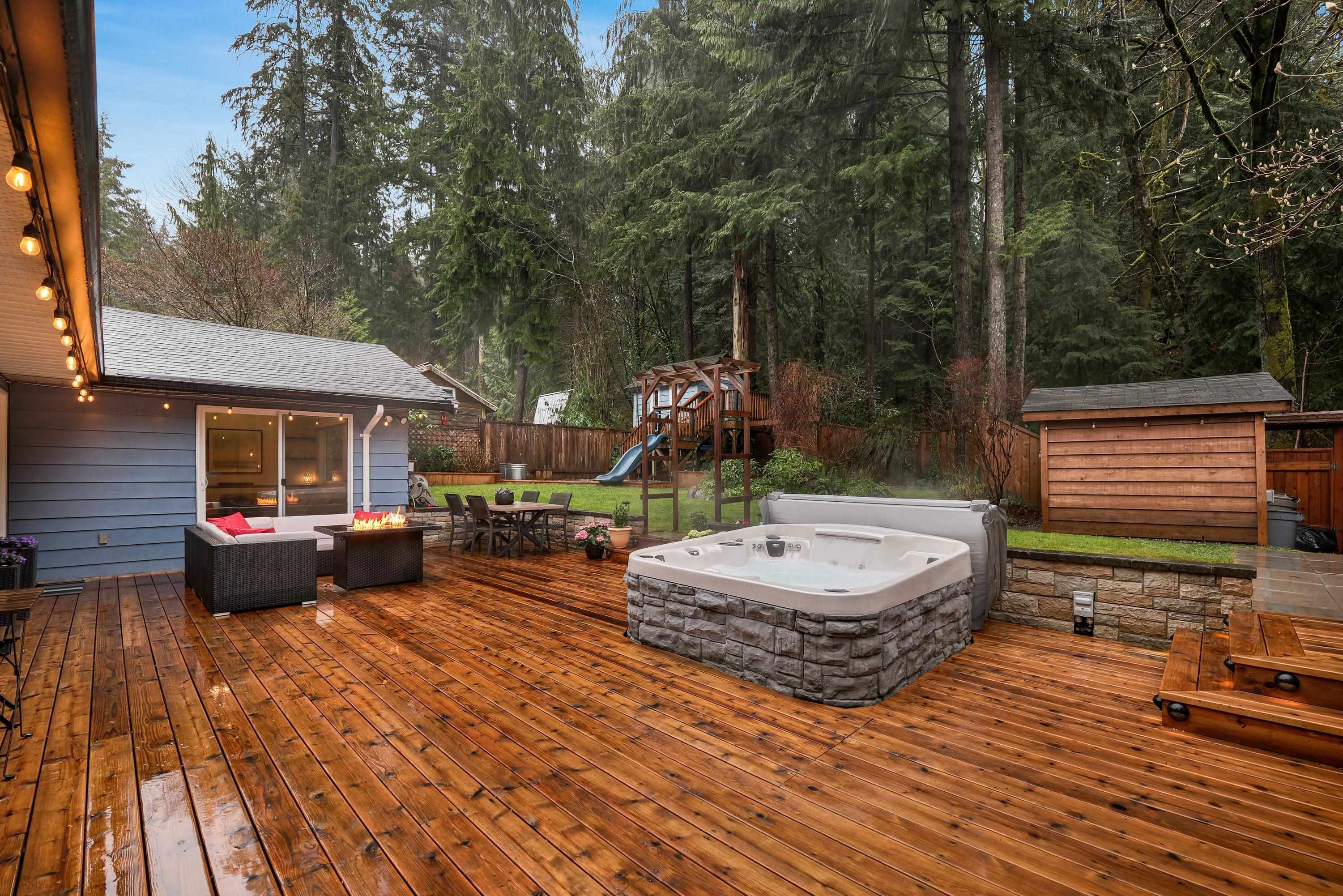 Listing image of 2354 TREETOP LANE