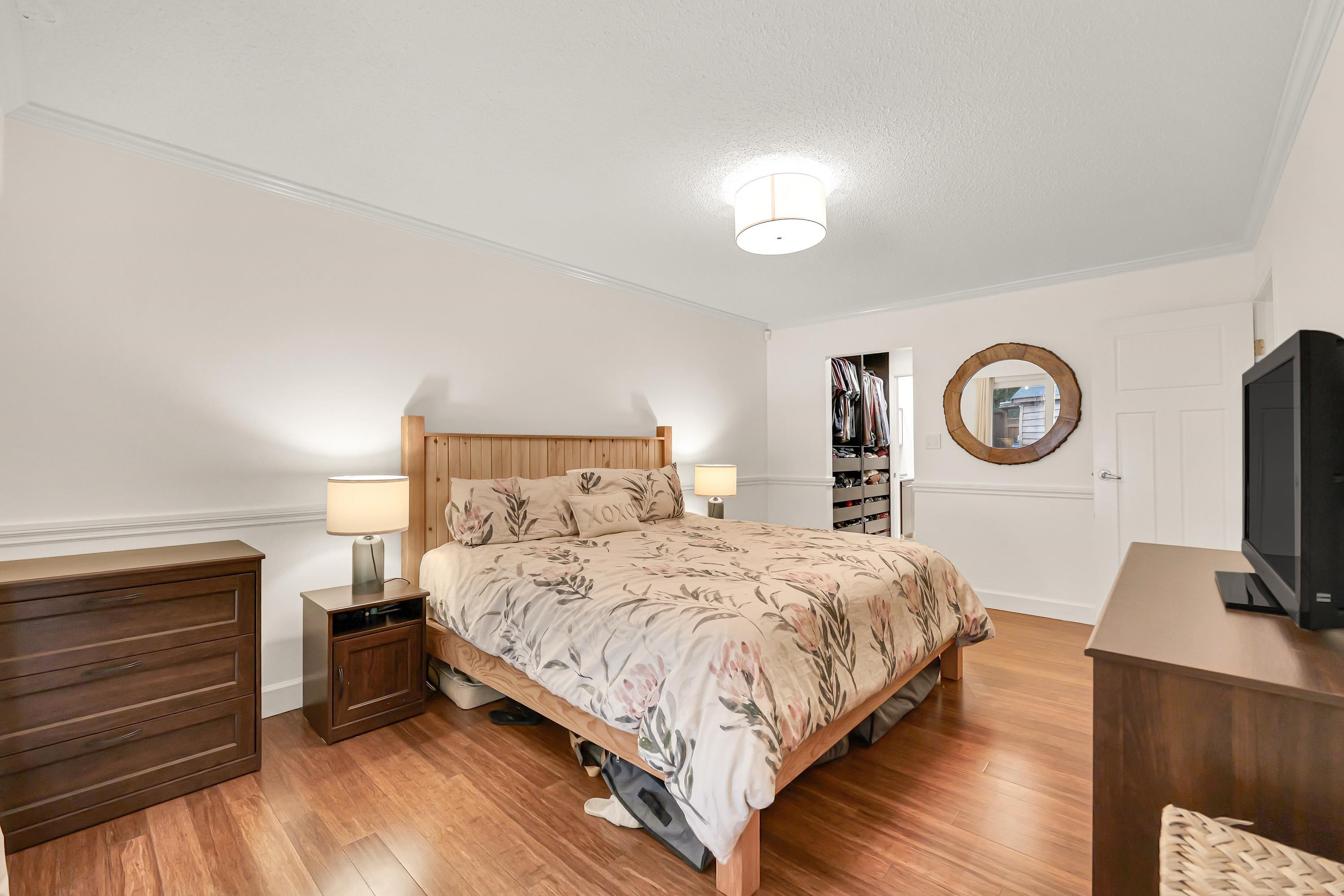 Listing image of 2354 TREETOP LANE