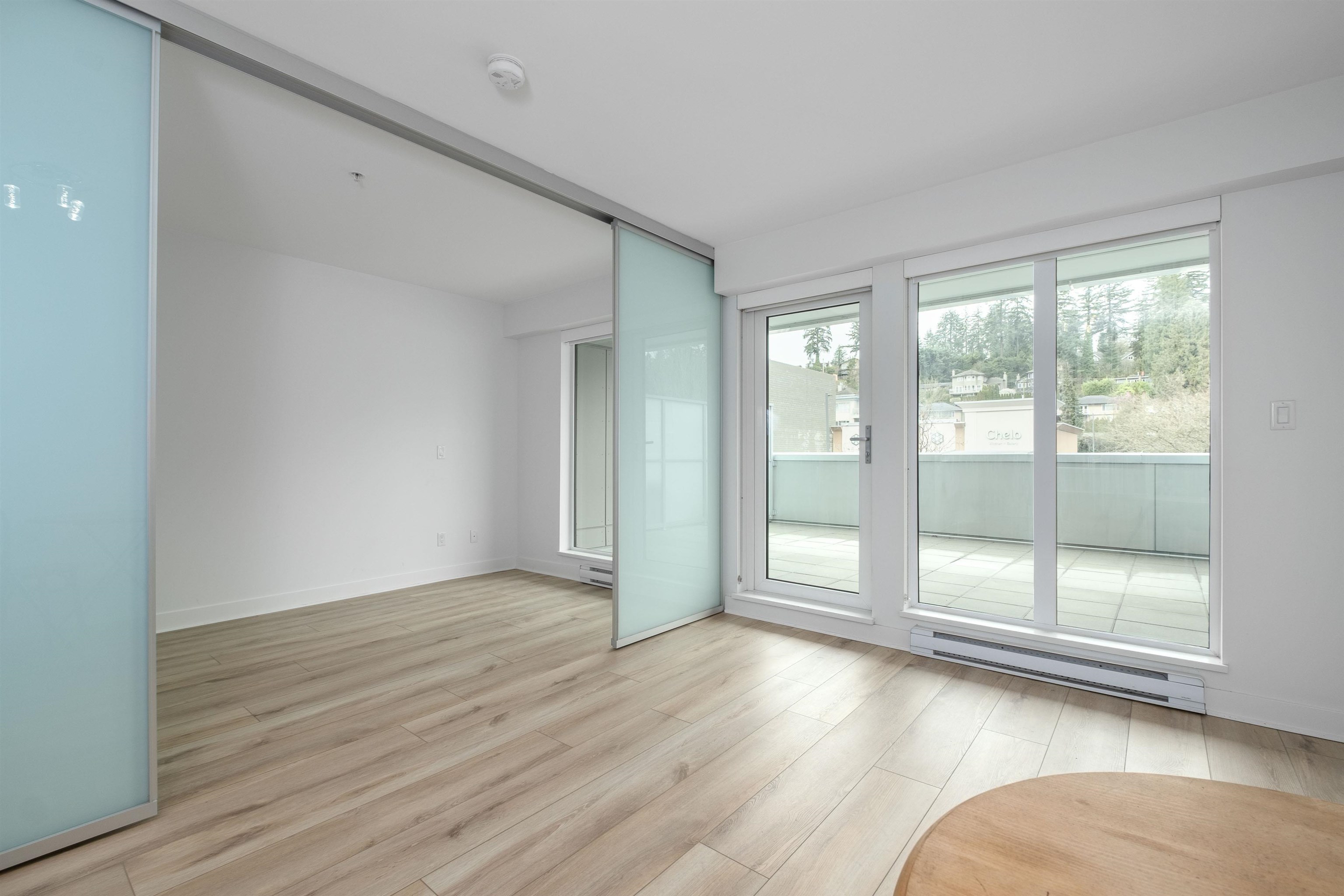 Listing image of 209 1061 MARINE DRIVE