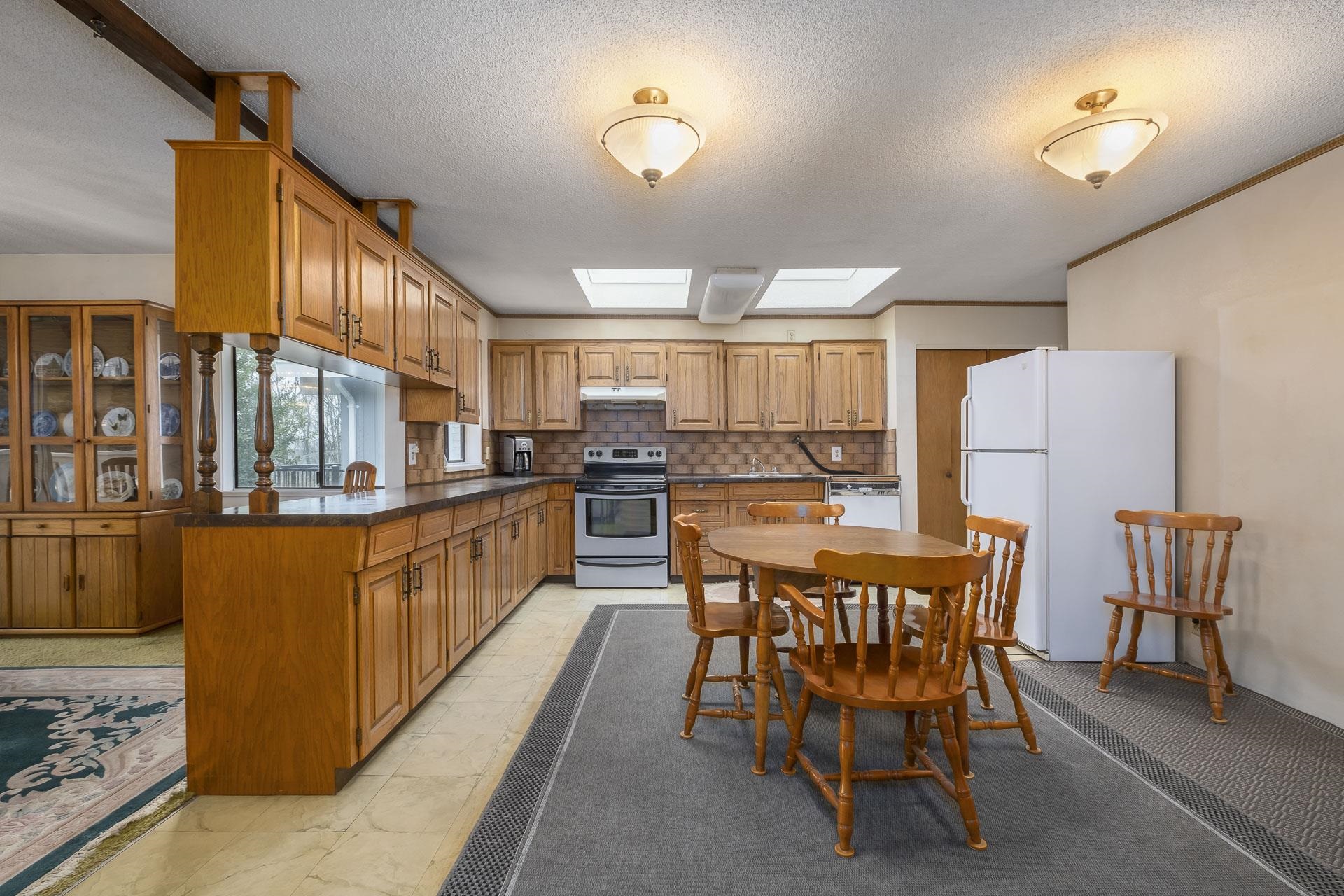 Listing image of 1050 HEYWOOD STREET